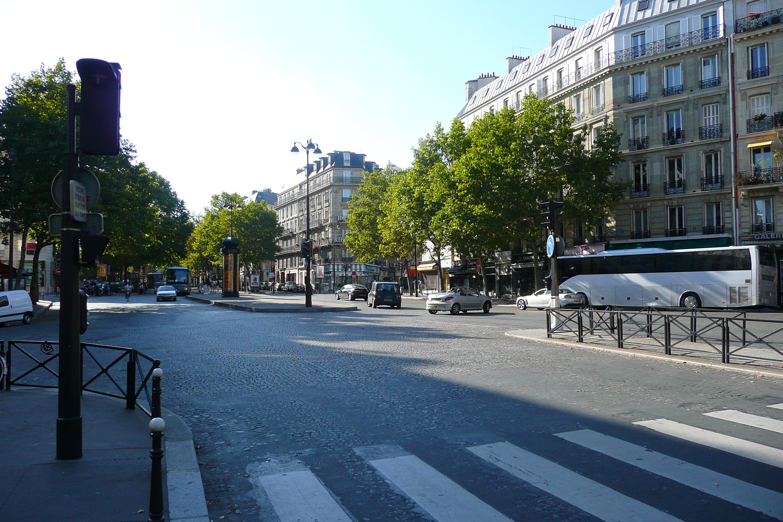 Picture France Paris Avenue de Friedland 2007-09 39 - Tours Avenue de Friedland