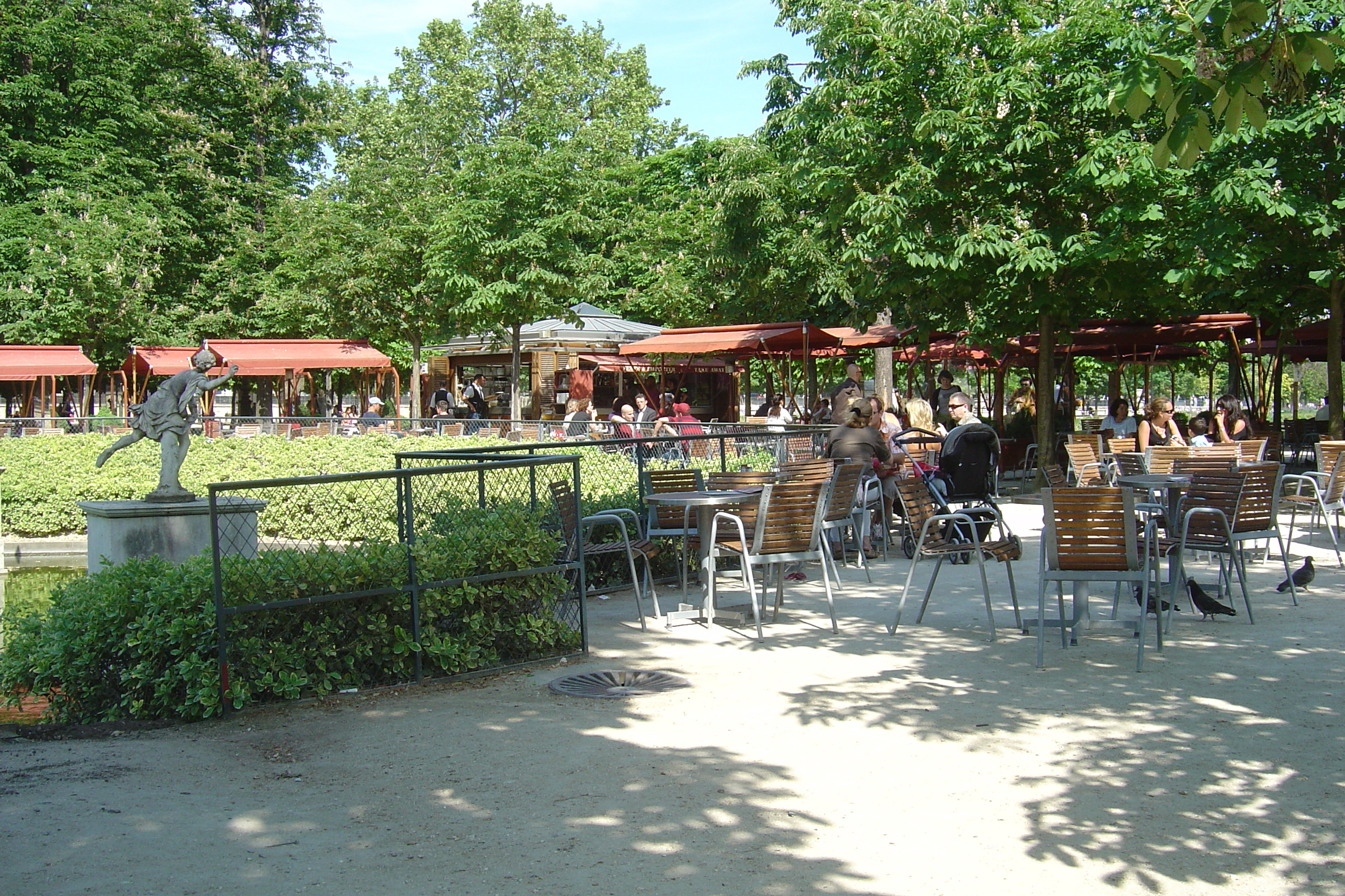 Picture France Paris Garden of Tuileries 2007-05 312 - Discovery Garden of Tuileries