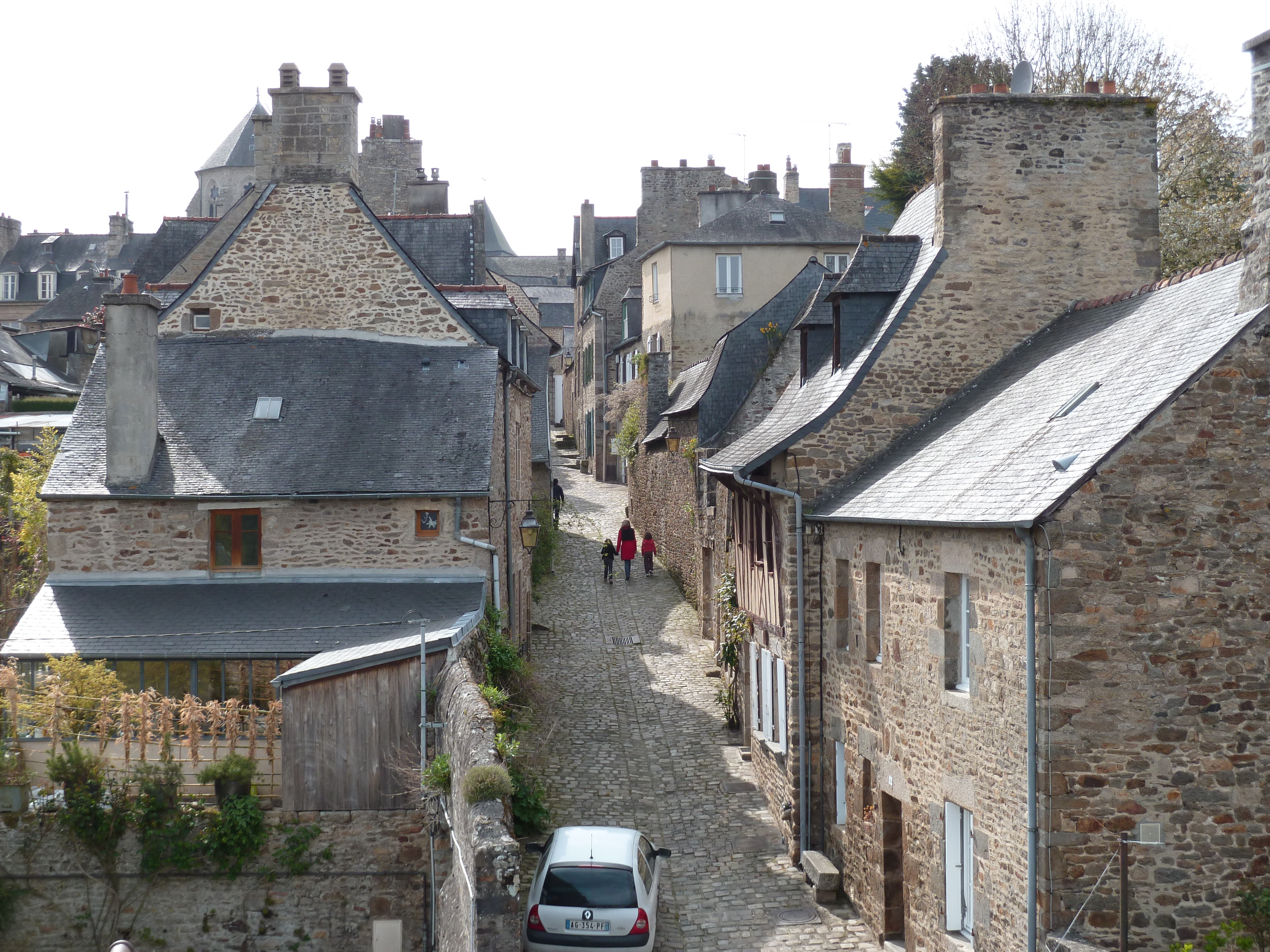 Picture France Dinan Dinan city walls 2010-04 35 - Tour Dinan city walls