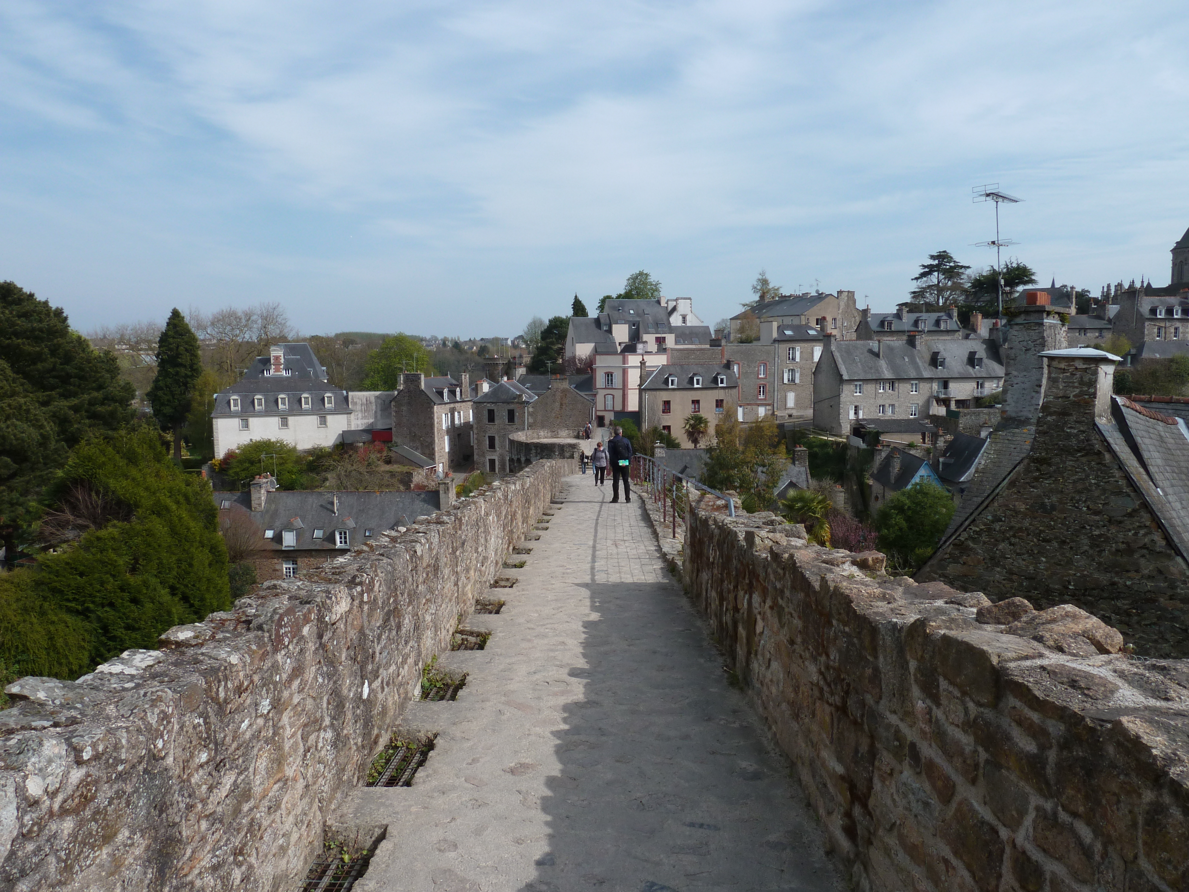 Picture France Dinan Dinan city walls 2010-04 30 - Tour Dinan city walls