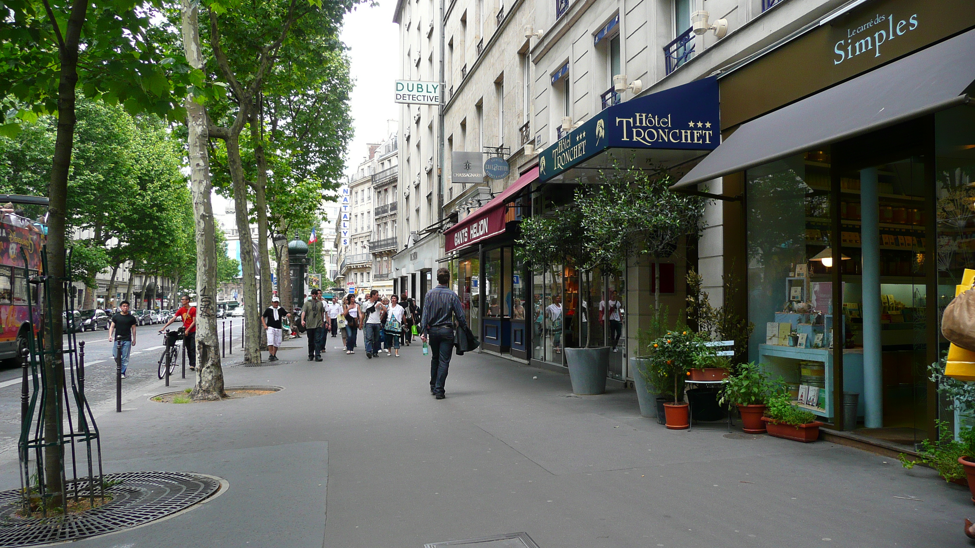 Picture France Paris 8th Arrondissement Rue Tronchet 2007-05 14 - Around Rue Tronchet