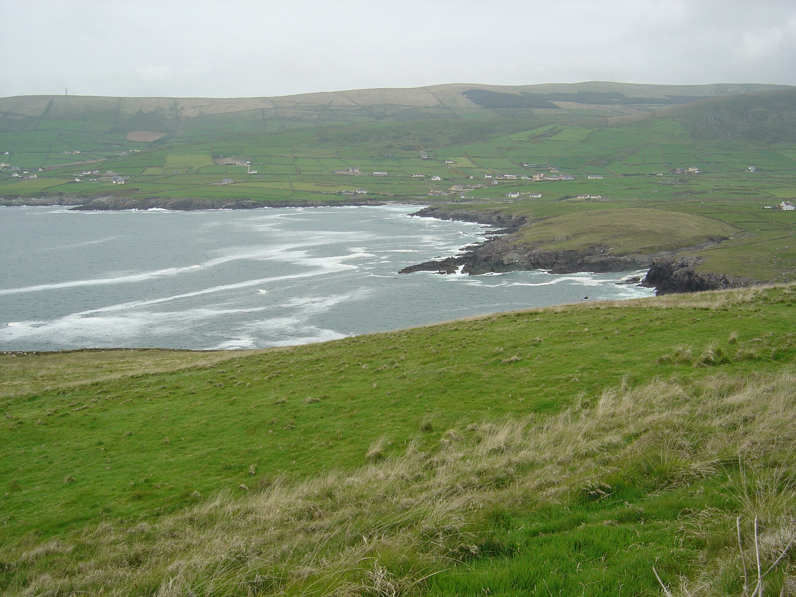 Picture Ireland Kerry Ballinskelligs 2004-05 21 - Center Ballinskelligs