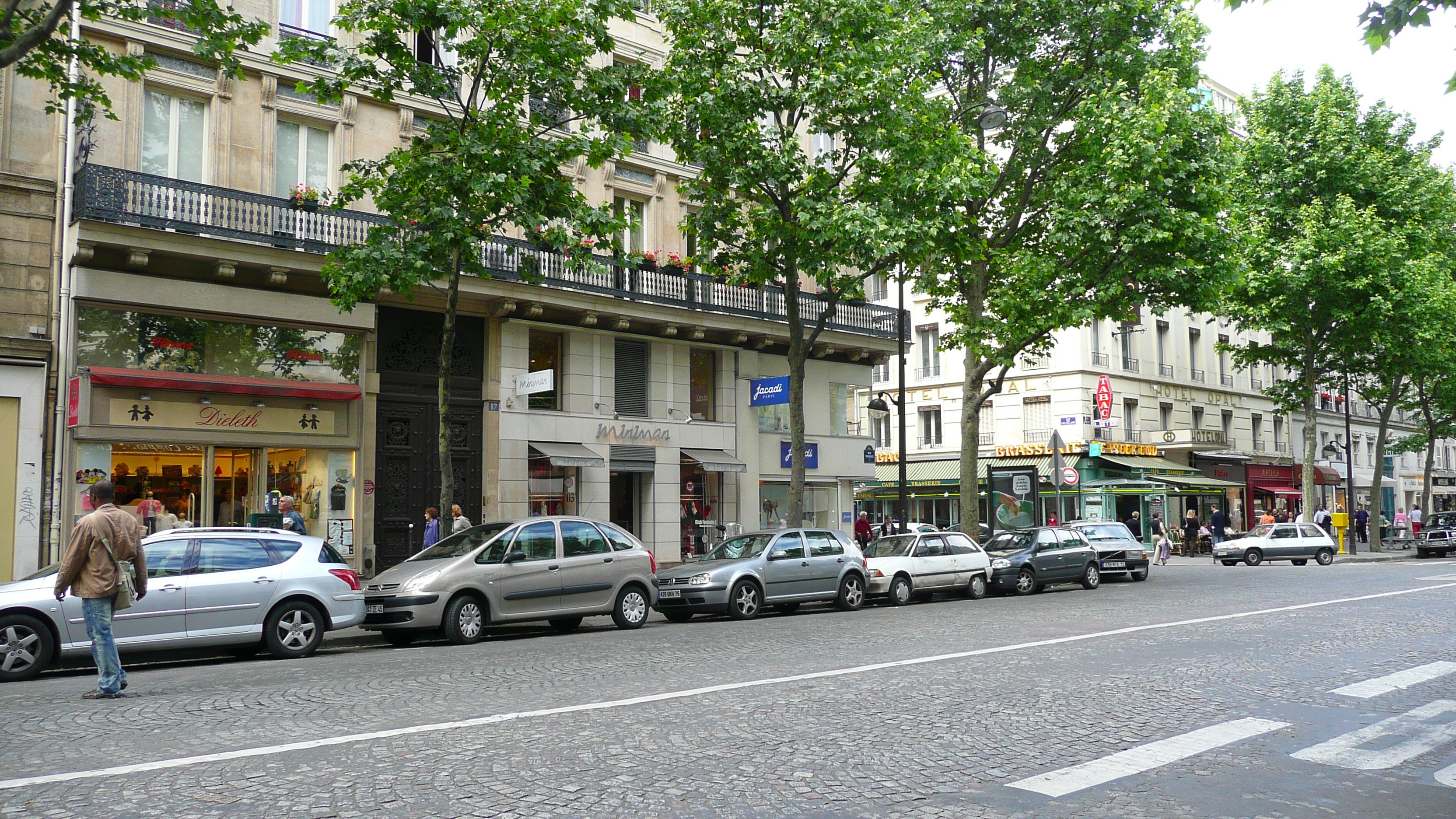 Picture France Paris 8th Arrondissement Rue Tronchet 2007-05 23 - Journey Rue Tronchet