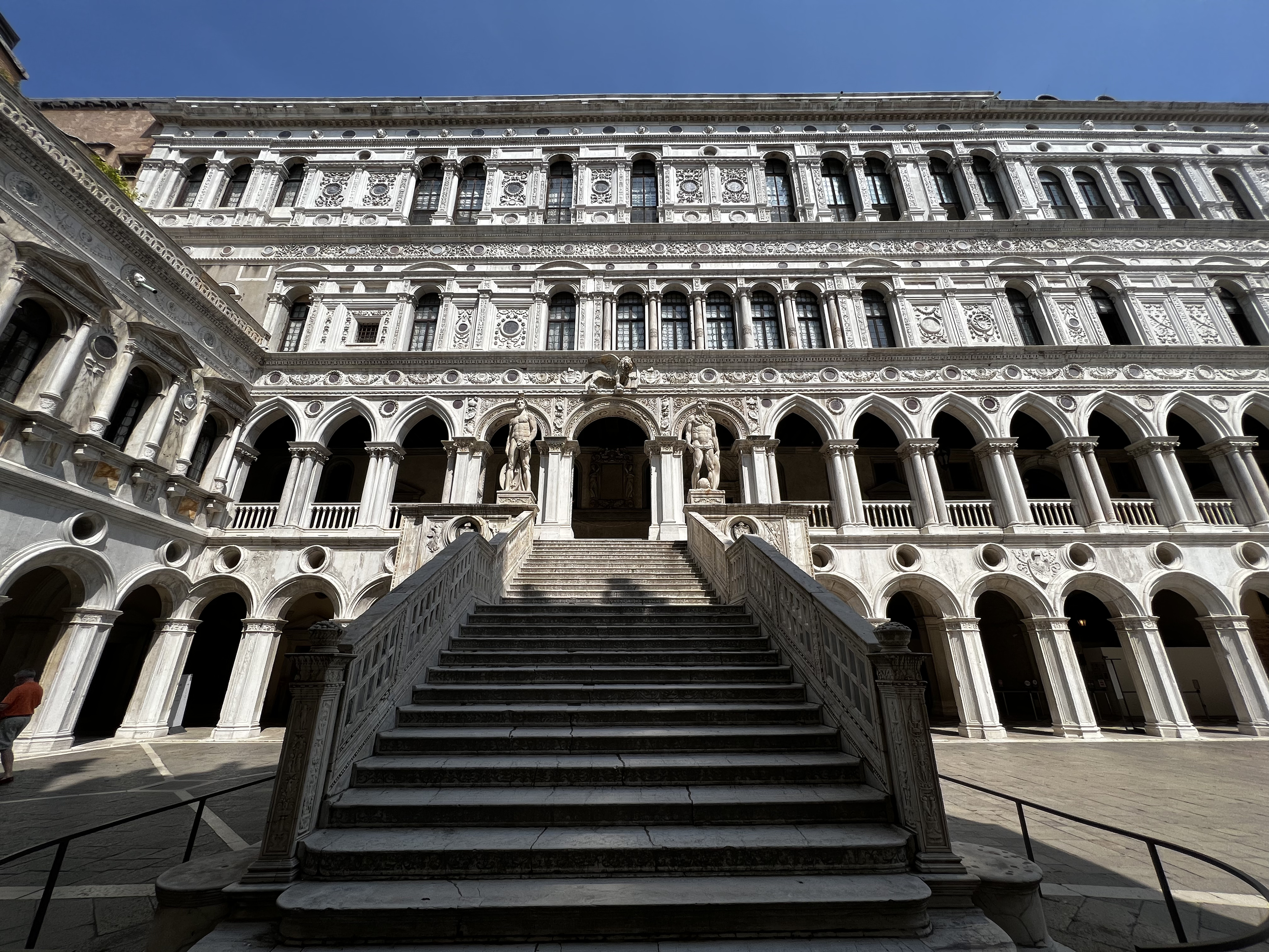 Picture Italy Venice Doge's Palace (Palazzo Ducale) 2022-05 99 - Journey Doge's Palace (Palazzo Ducale)