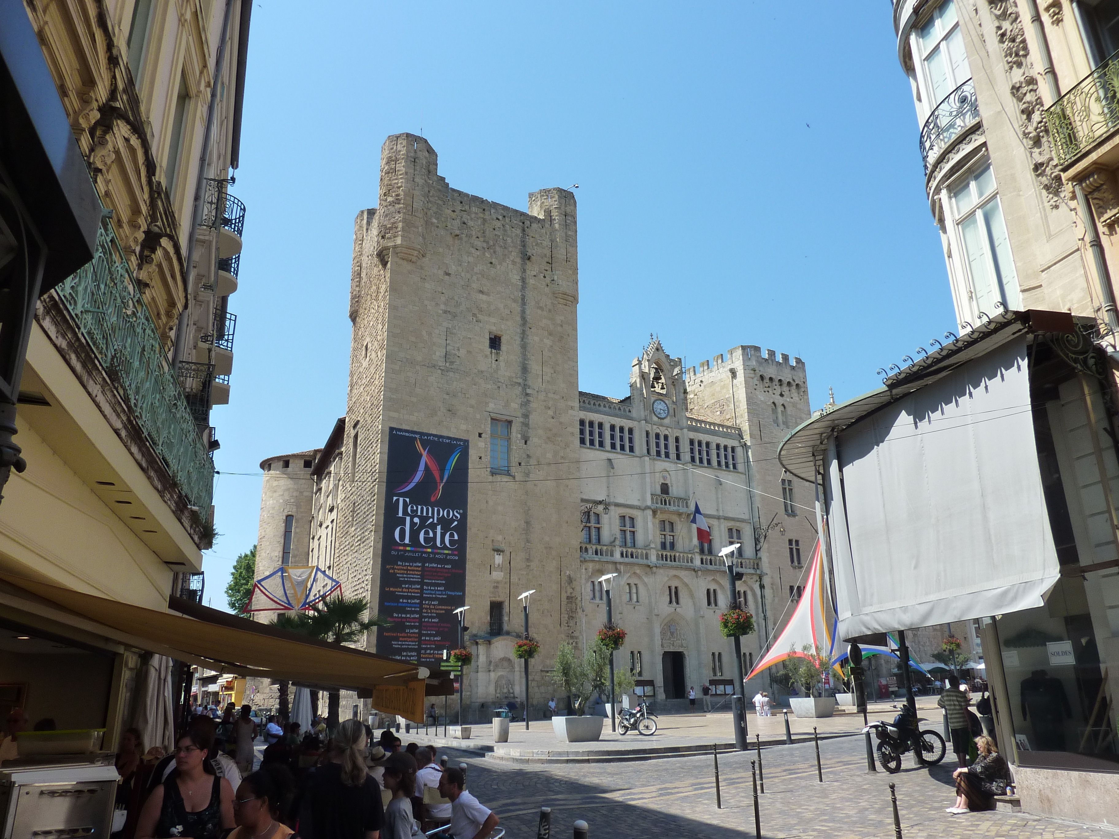 Picture France Narbonne 2009-07 1 - Tour Narbonne