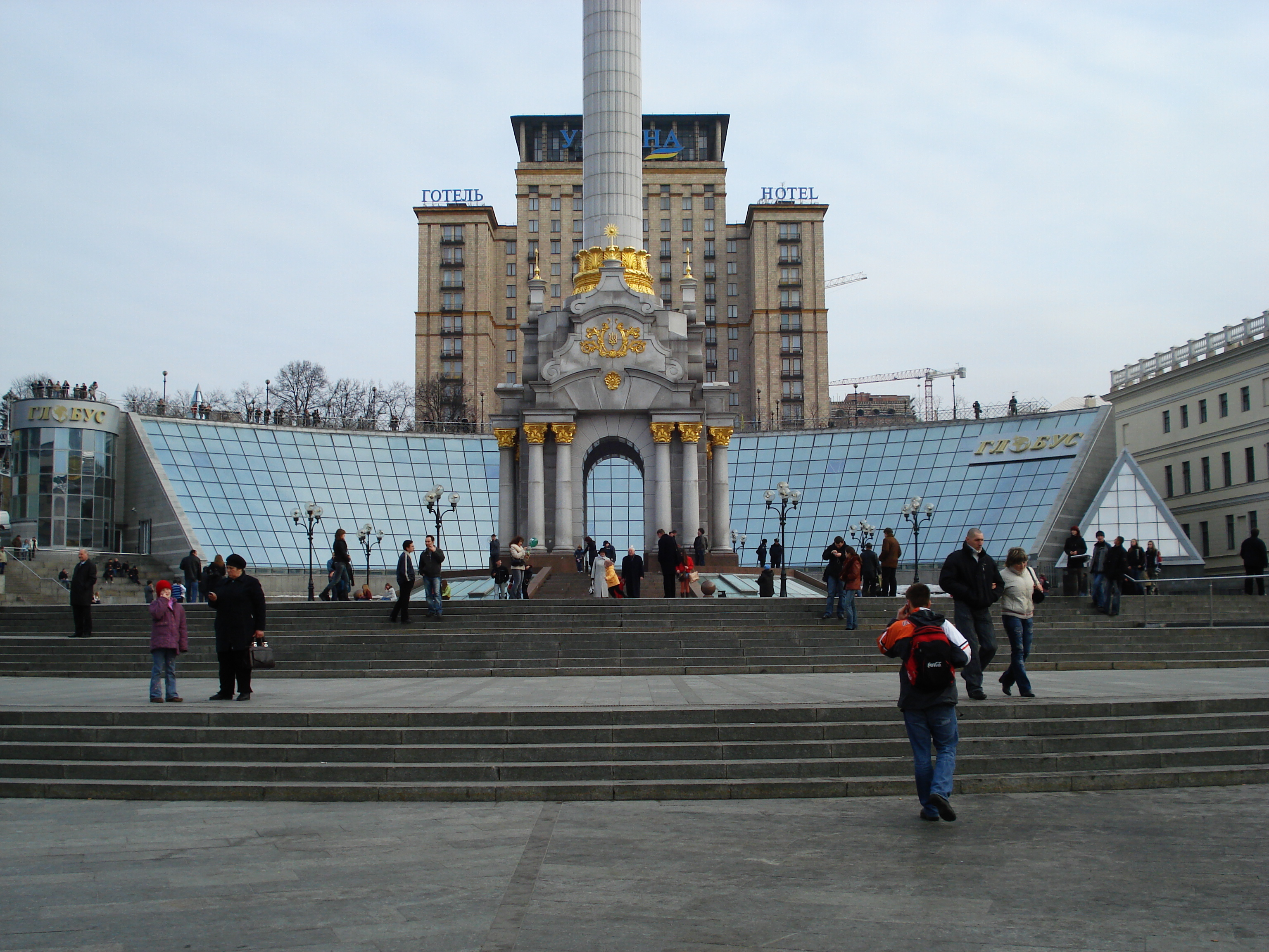 Picture Ukraine Kiev Kreschatyk Street 2007-03 52 - Tours Kreschatyk Street