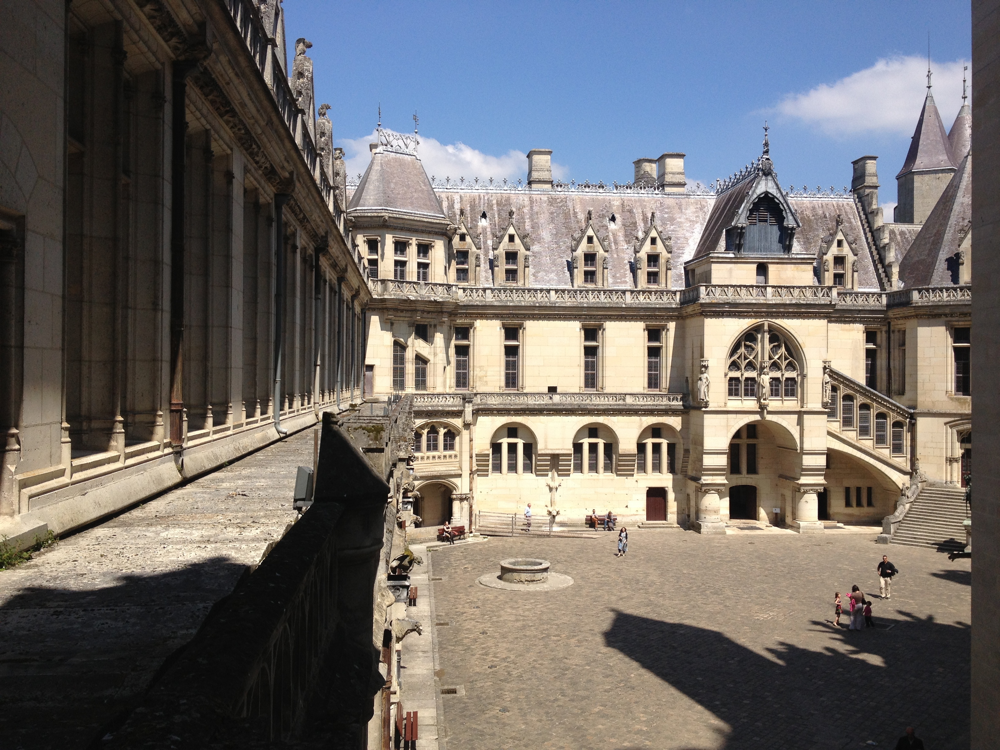 Picture France Pierrefonds 2014-05 55 - Tour Pierrefonds