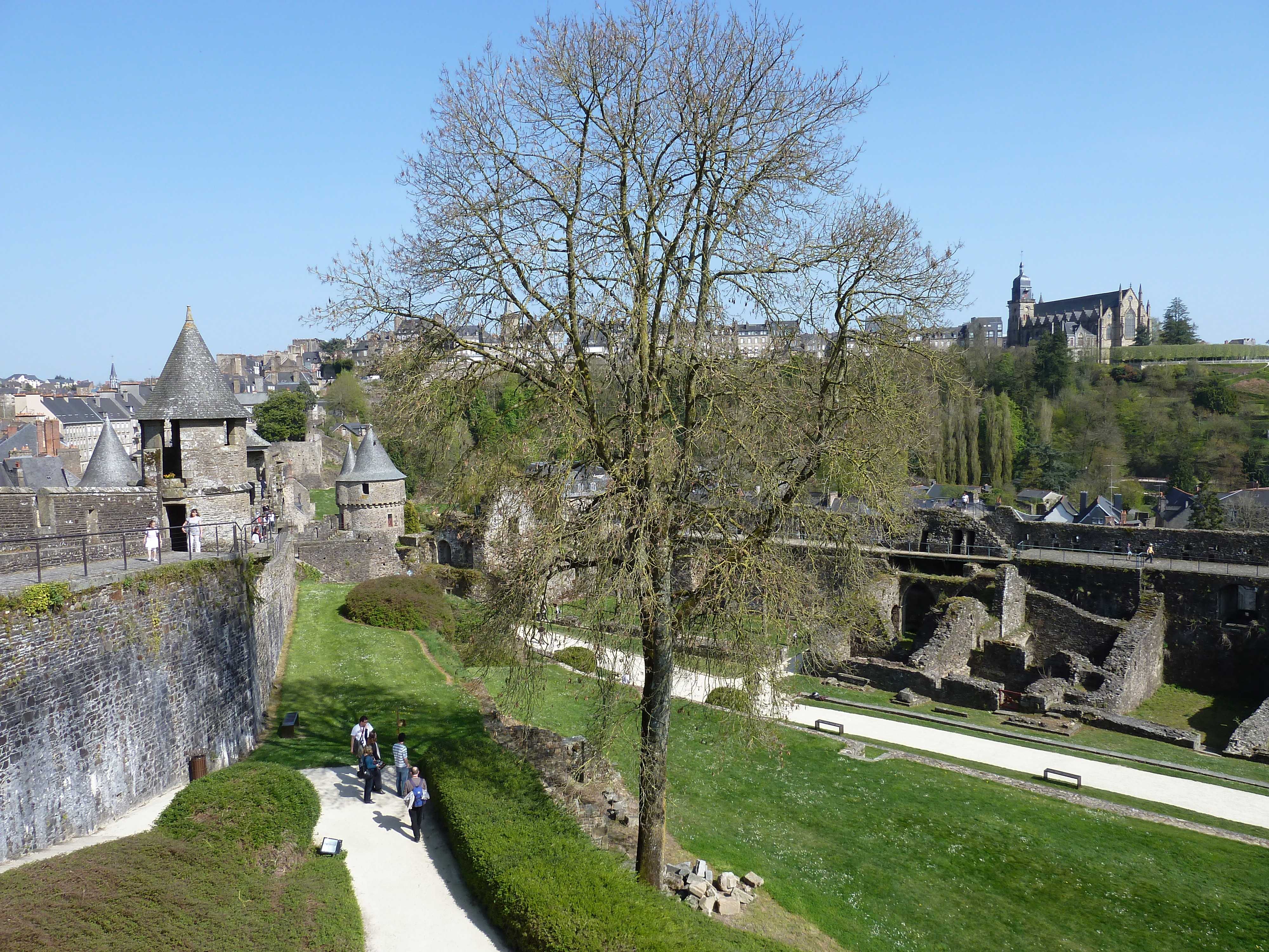 Picture France Fougeres 2010-04 1 - Journey Fougeres