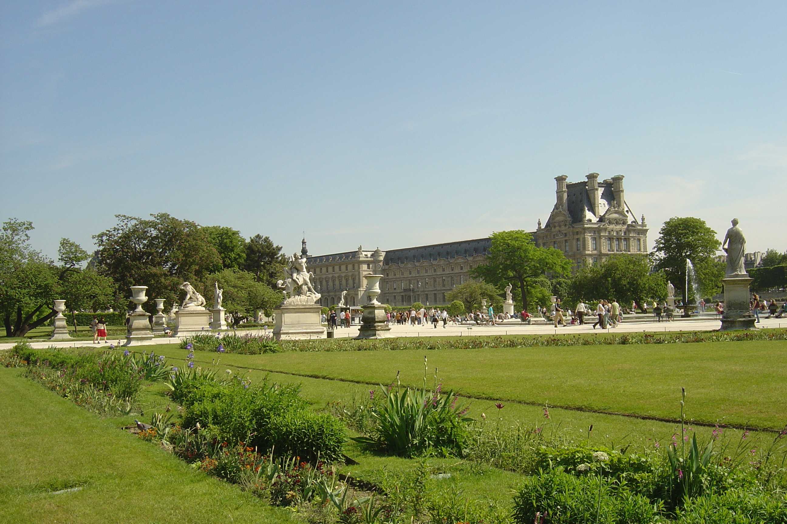 Picture France Paris Garden of Tuileries 2007-05 313 - Around Garden of Tuileries