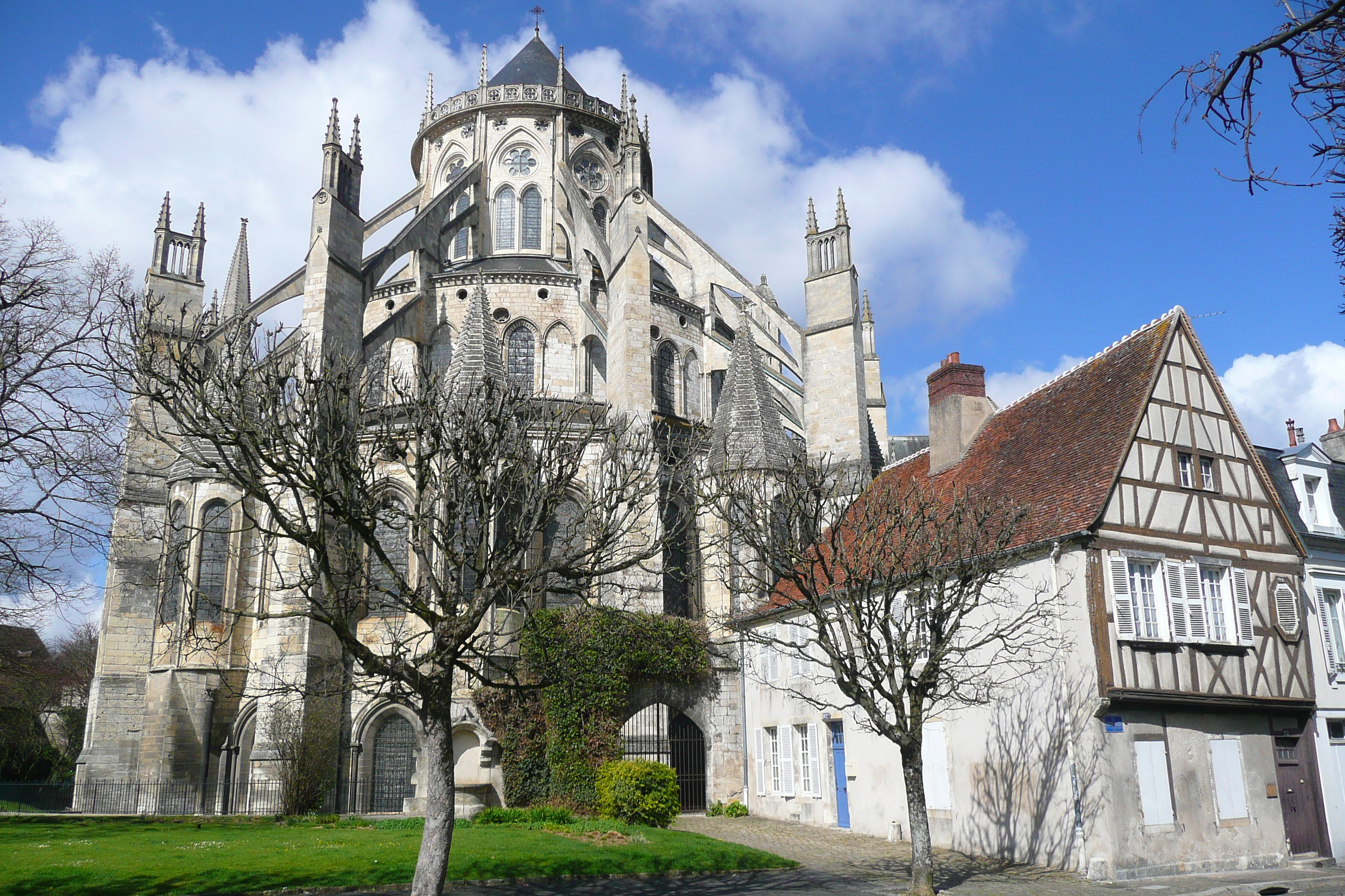 Picture France Bourges Bourges Cathedral 2008-04 16 - Recreation Bourges Cathedral