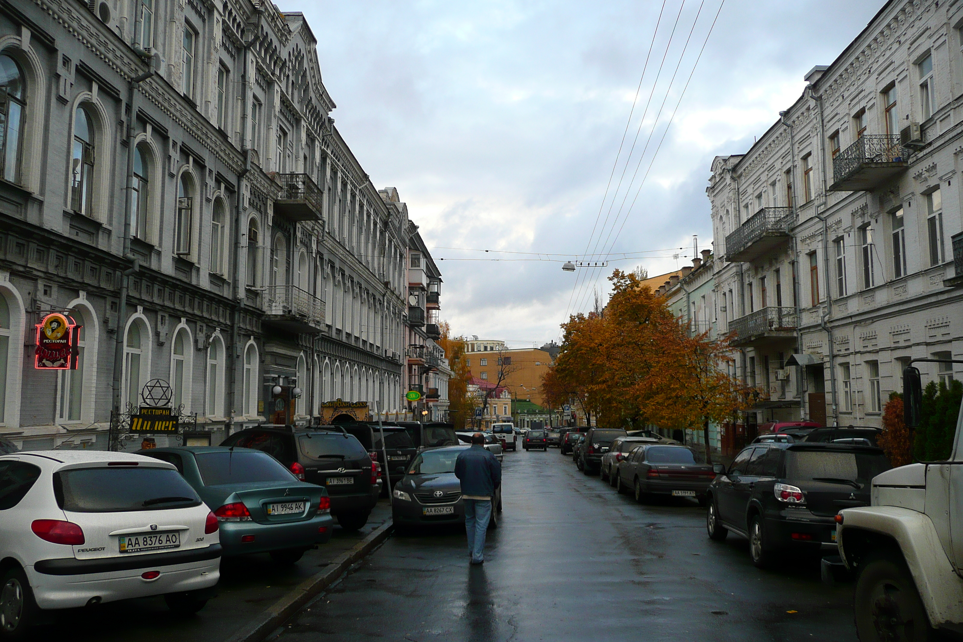 Picture Ukraine Kiev Podil 2007-11 1 - Discovery Podil