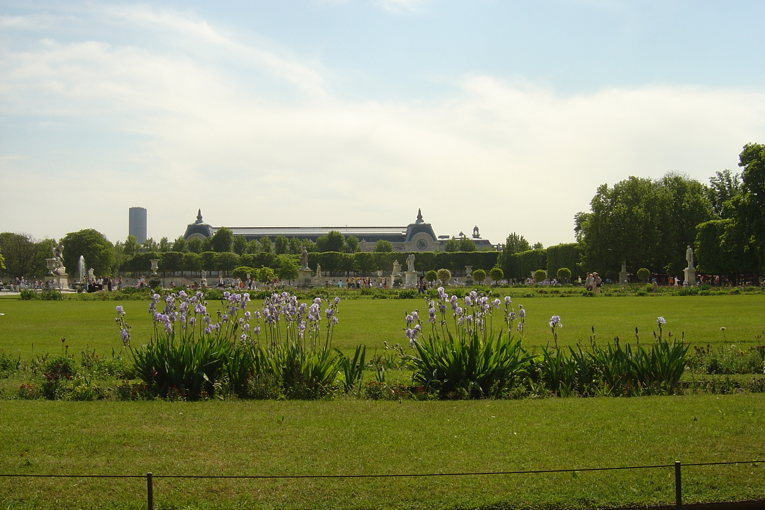 Picture France Paris Garden of Tuileries 2007-05 55 - Around Garden of Tuileries