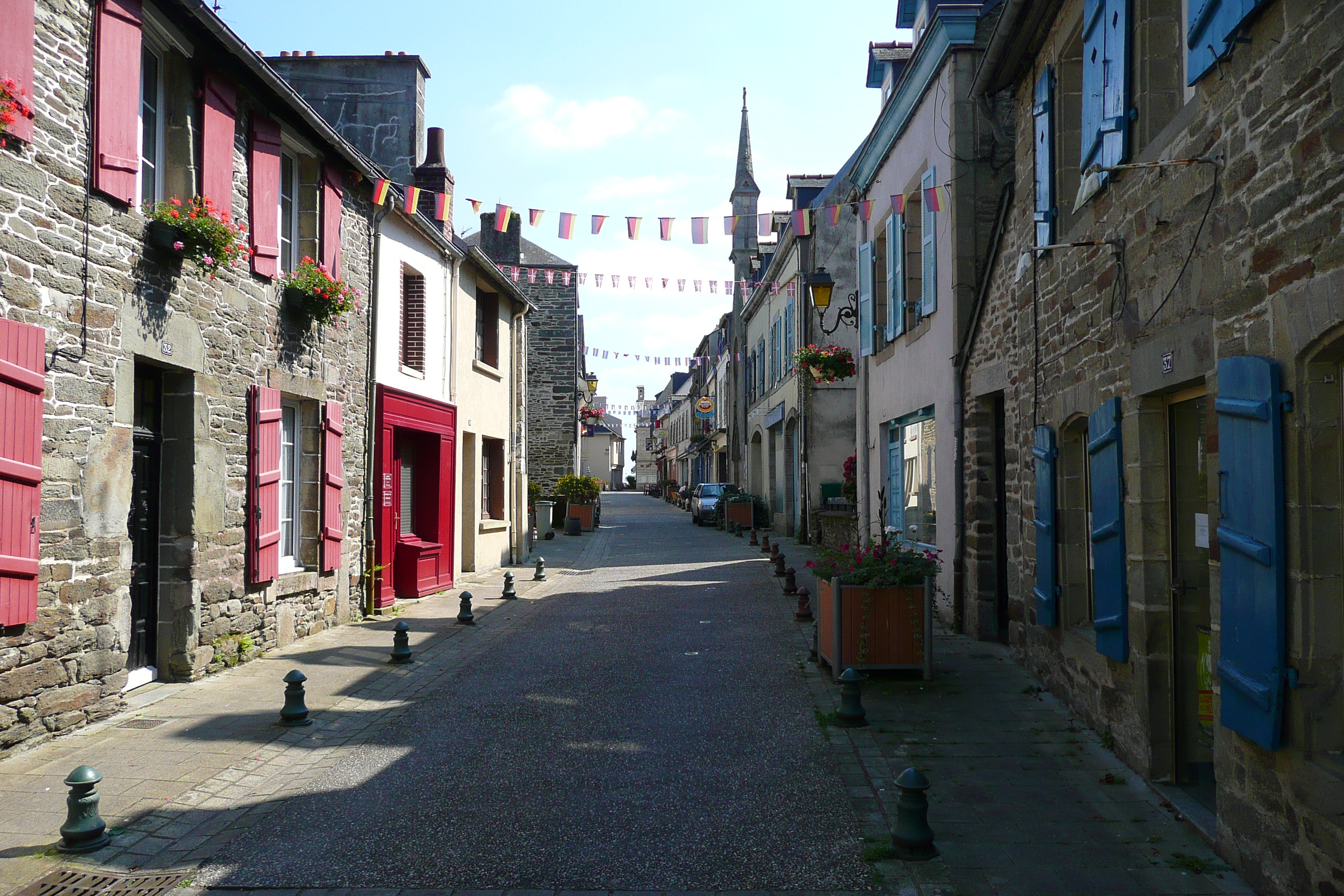 Picture France Brittany roads 2007-08 12 - History Brittany roads