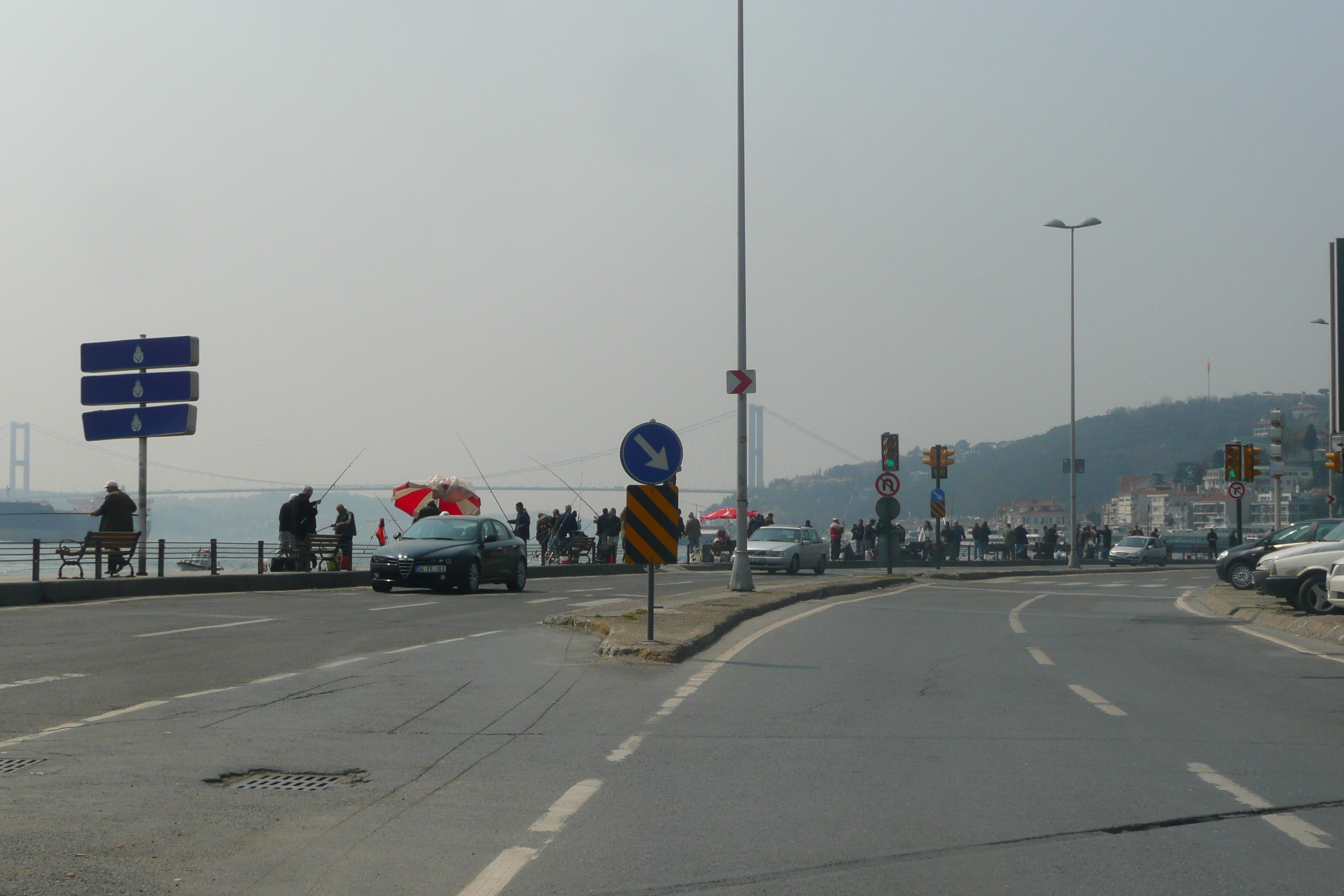 Picture Turkey Istanbul Bosphorus 2009-04 17 - Around Bosphorus