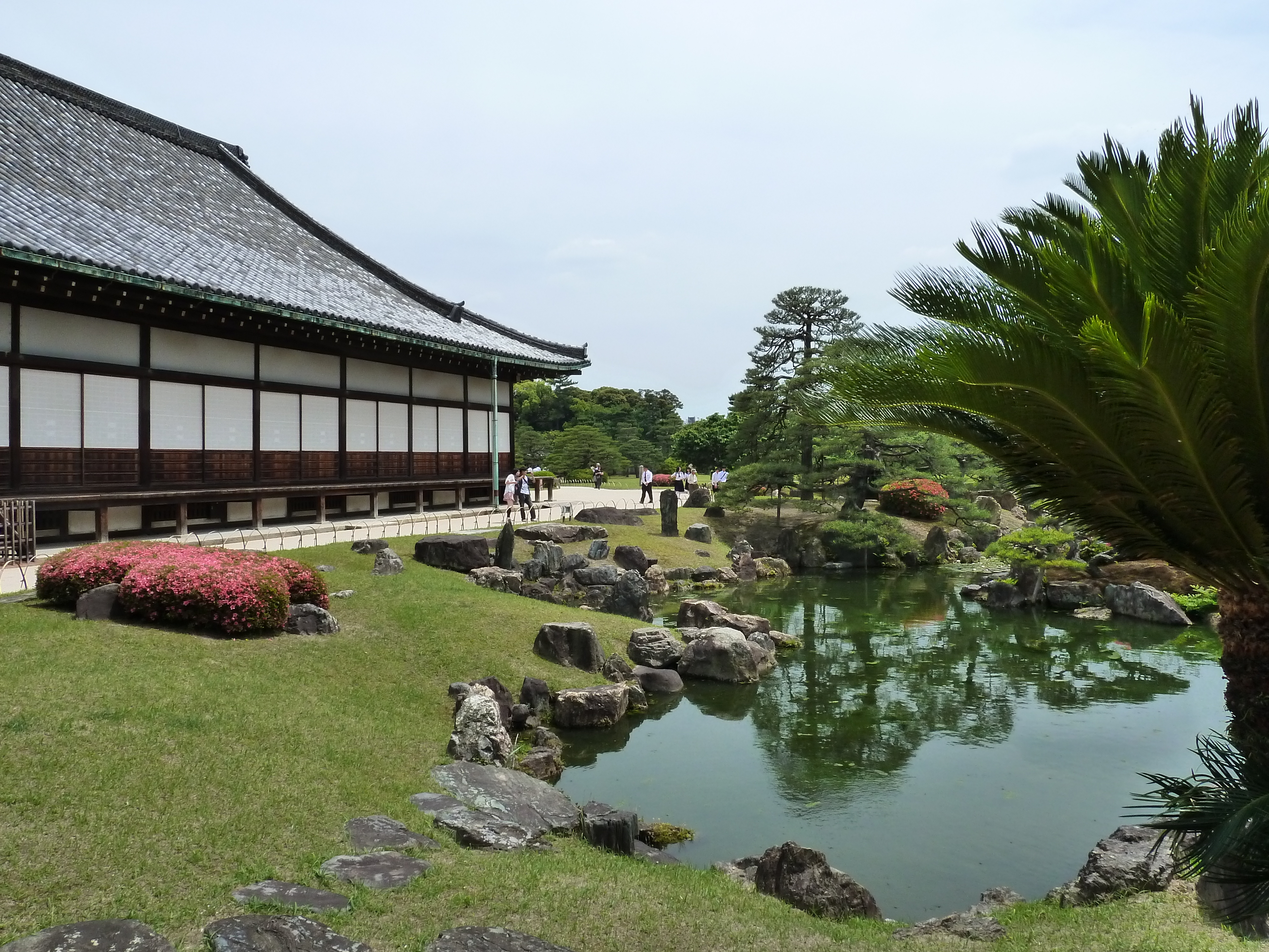 Picture Japan Kyoto Nijo Castle Ninomaru Garden 2010-06 13 - Center Ninomaru Garden