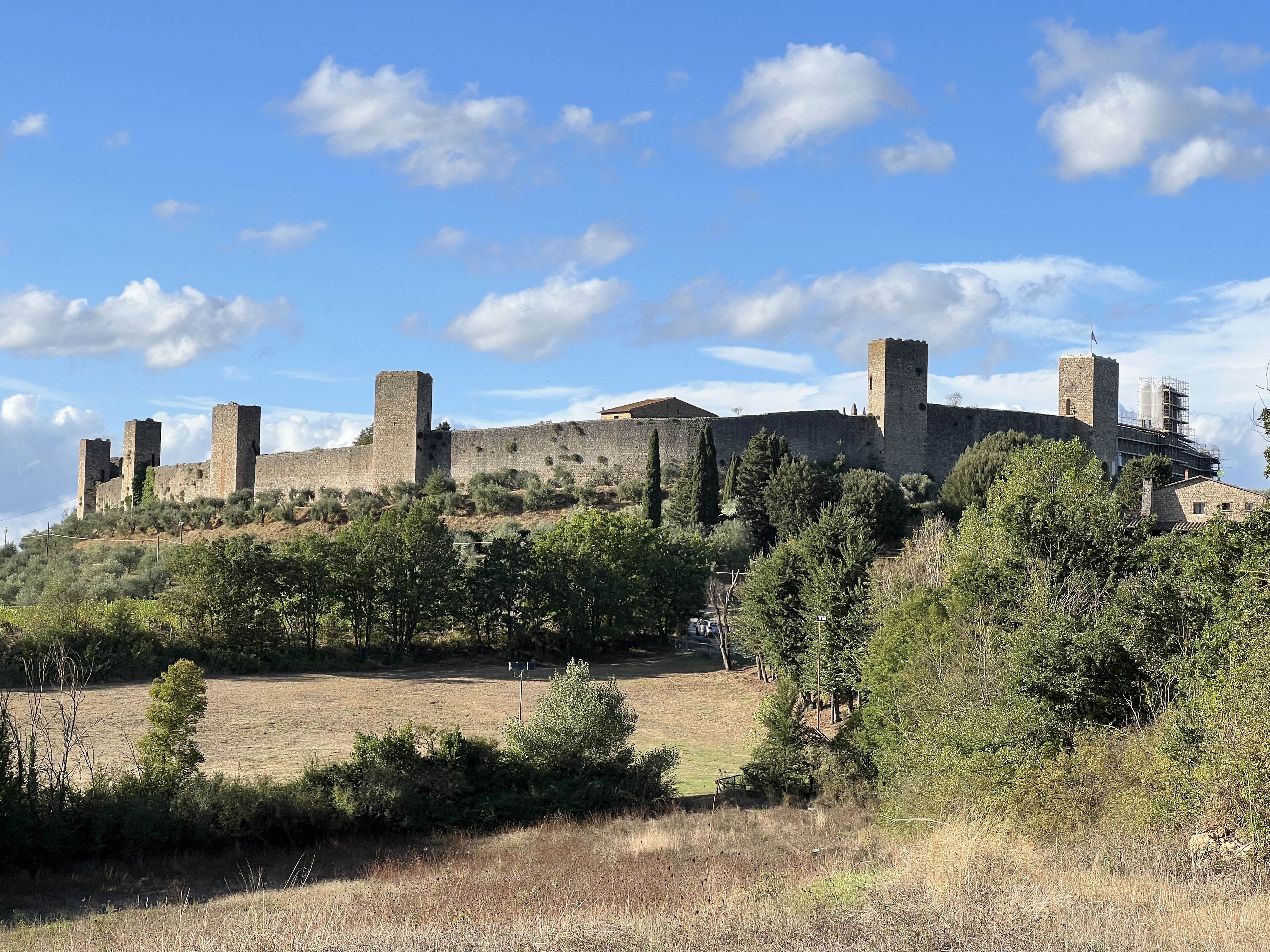 Picture Italy Monteriggioni 2021-09 5 - Discovery Monteriggioni