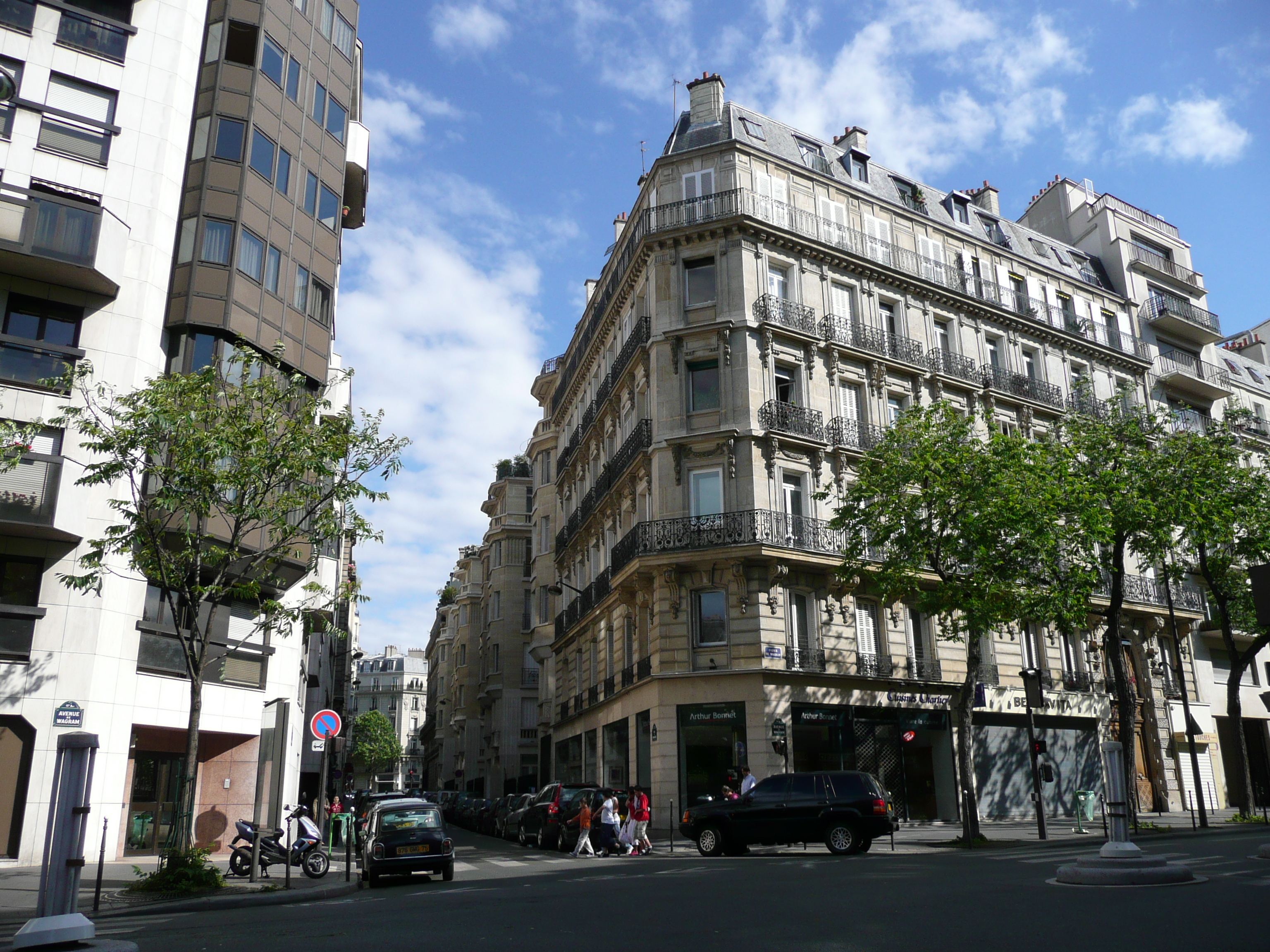 Picture France Paris 17th Arrondissement Avenue de Wagram 2007-05 23 - History Avenue de Wagram