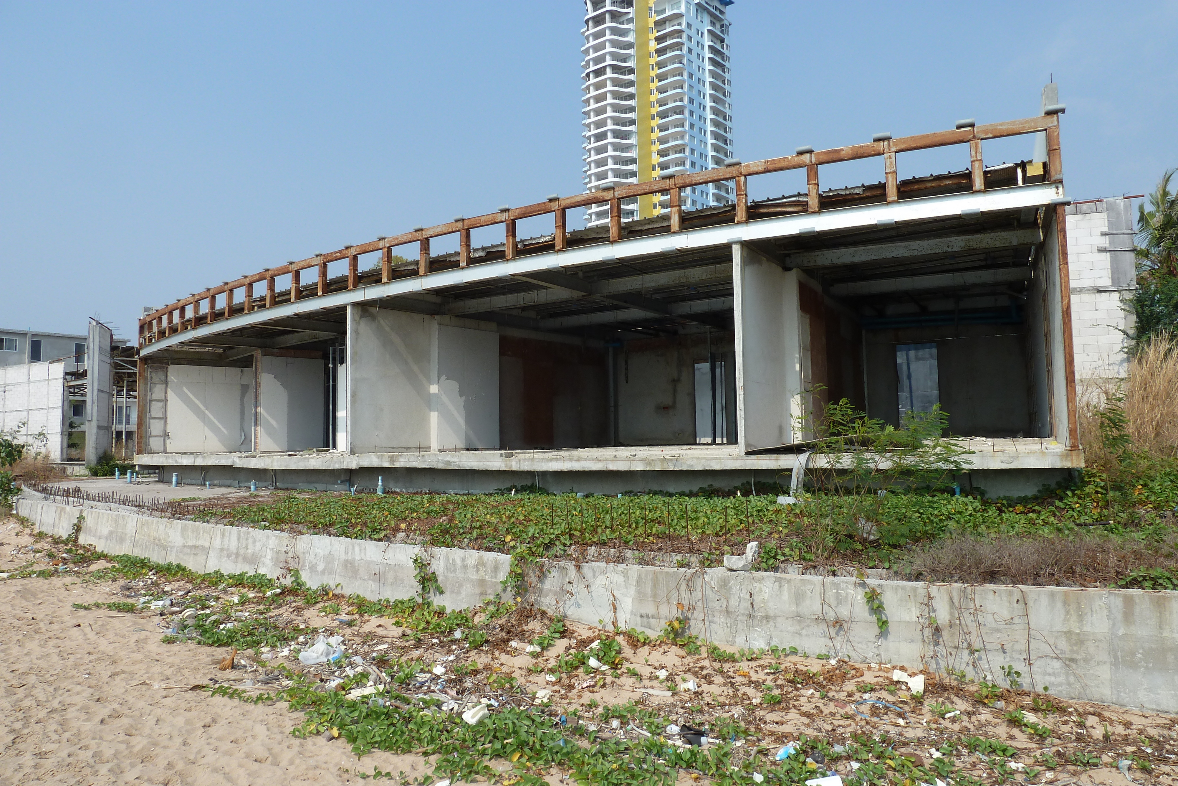 Picture Thailand Jomtien La Royale Beach condo 2011-02 42 - Tour La Royale Beach condo