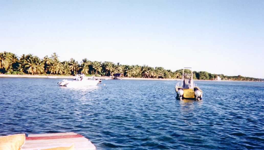 Picture Madagascar Sainte Marie 1999-10 22 - Recreation Sainte Marie