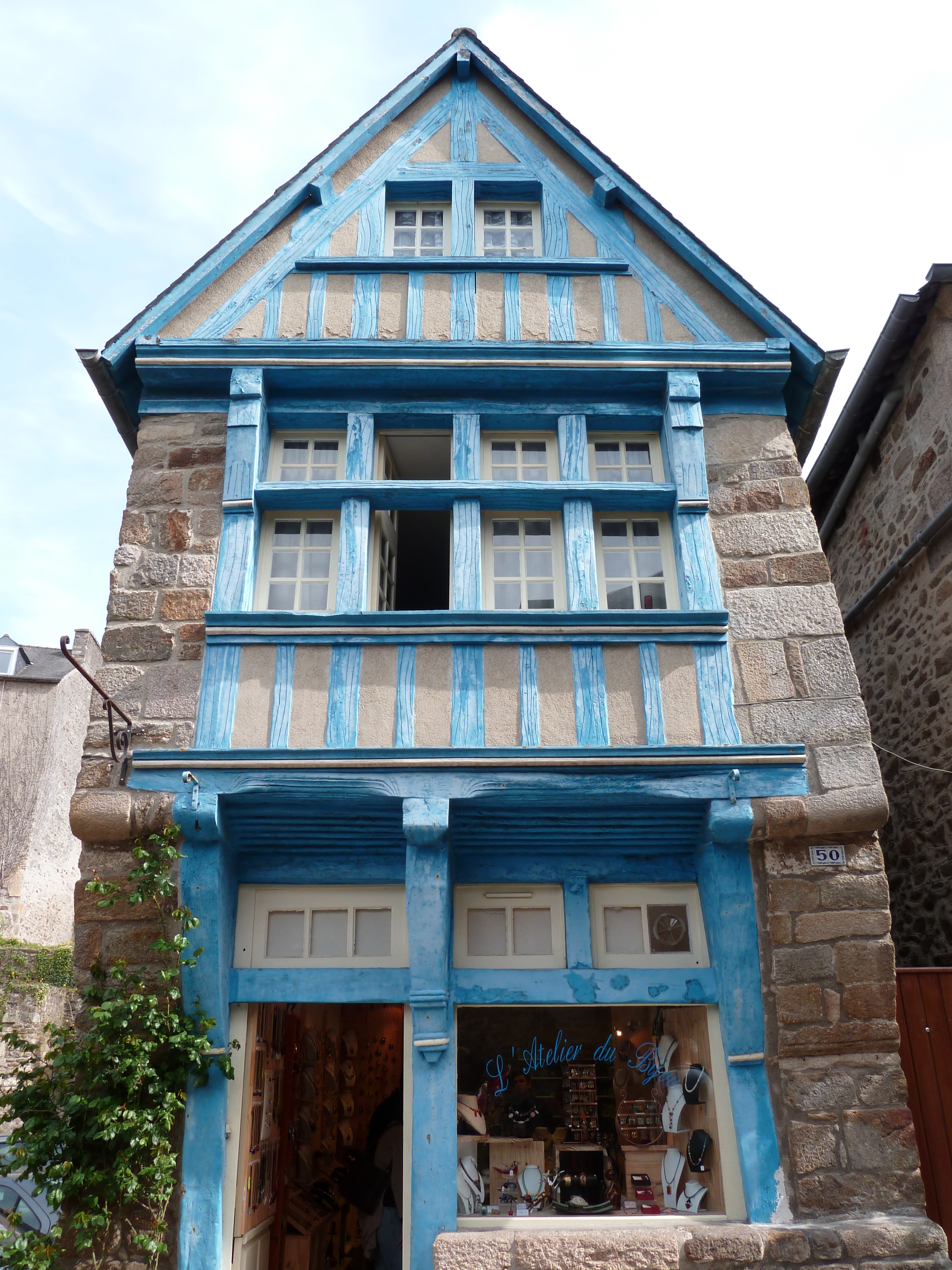 Picture France Dinan 2010-04 137 - Tours Dinan