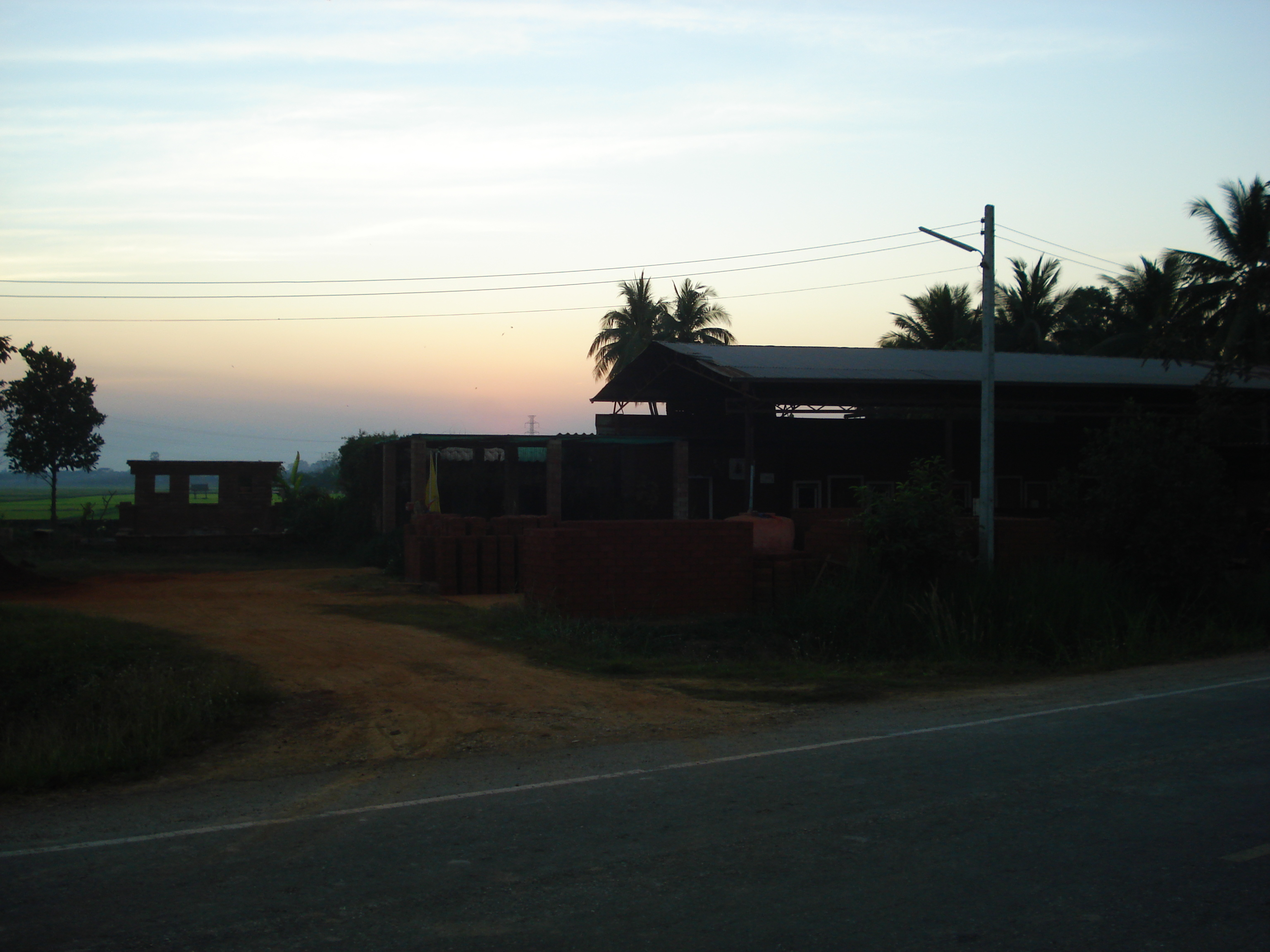 Picture Thailand Phitsanulok Jomthong Road 2008-01 4 - Tour Jomthong Road