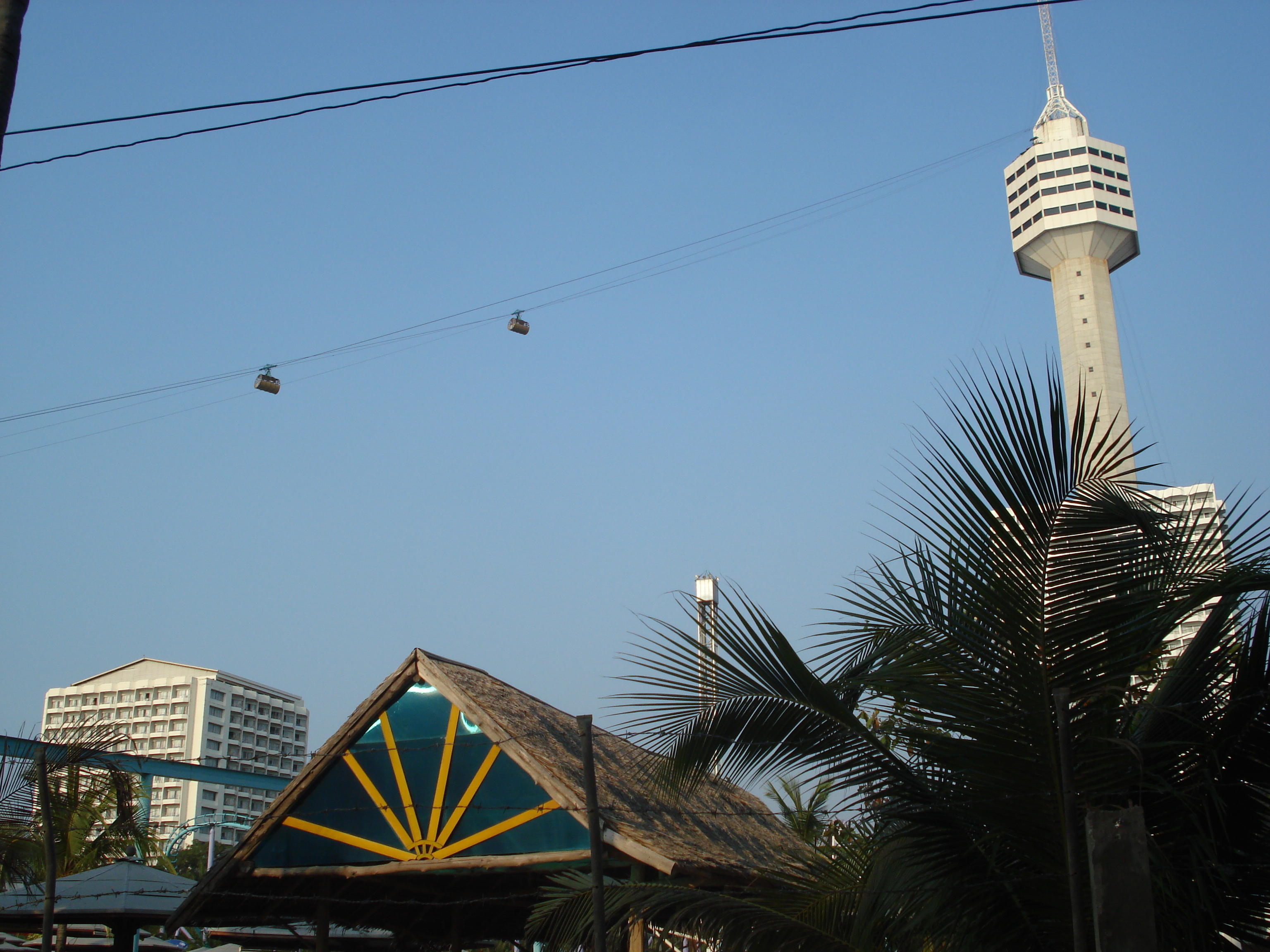 Picture Thailand Pattaya Dongtan beach 2008-01 29 - Tours Dongtan beach