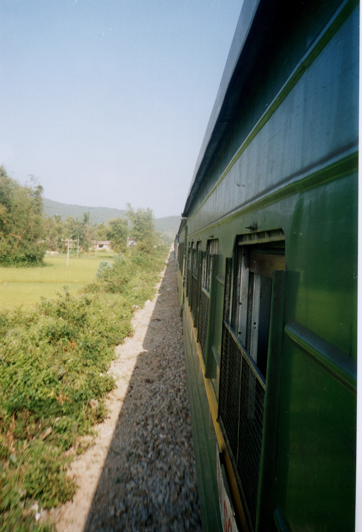 Picture Vietnam 1996-03 15 - Journey Vietnam