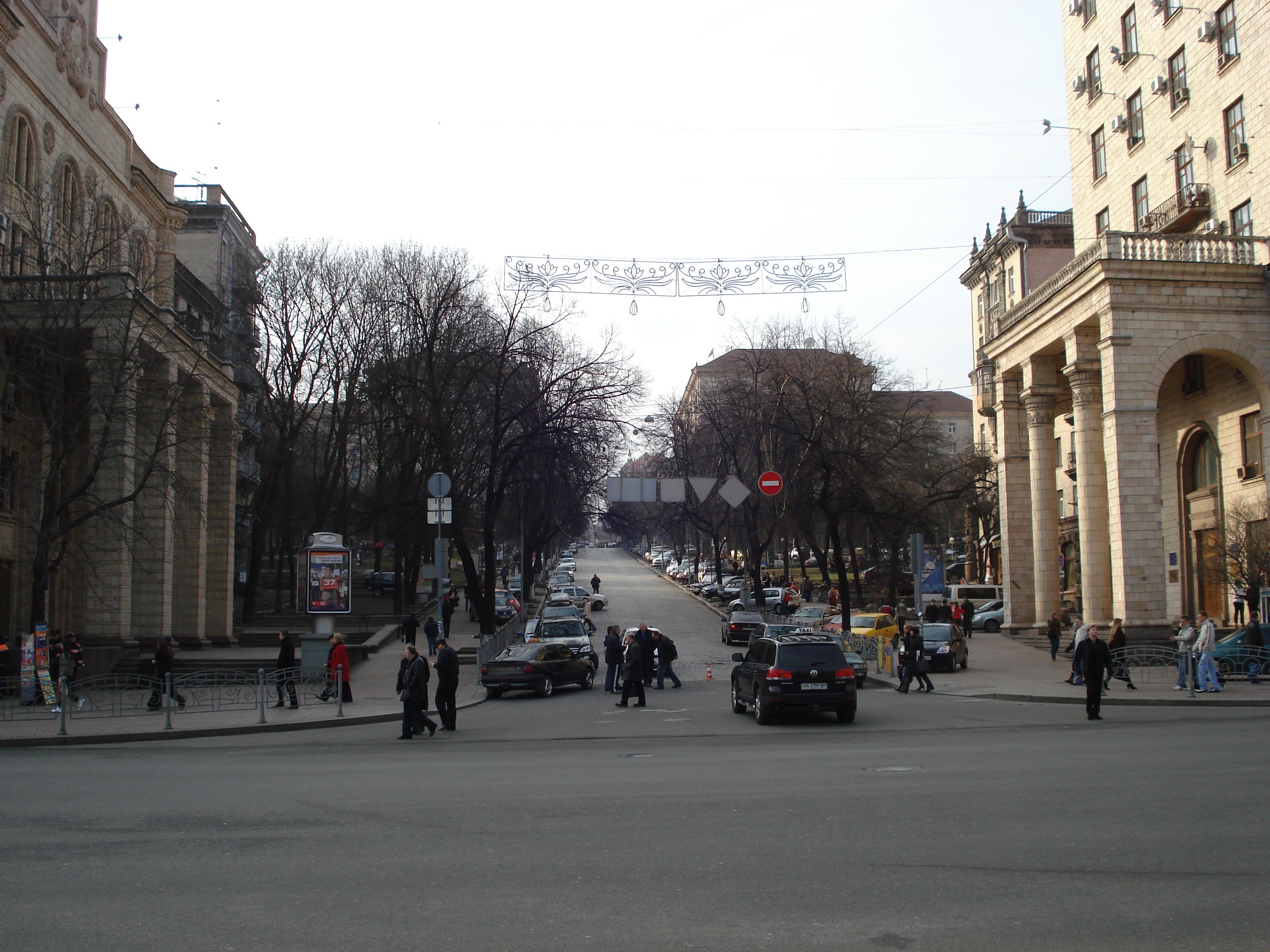 Picture Ukraine Kiev Kreschatyk Street 2007-03 16 - Tour Kreschatyk Street