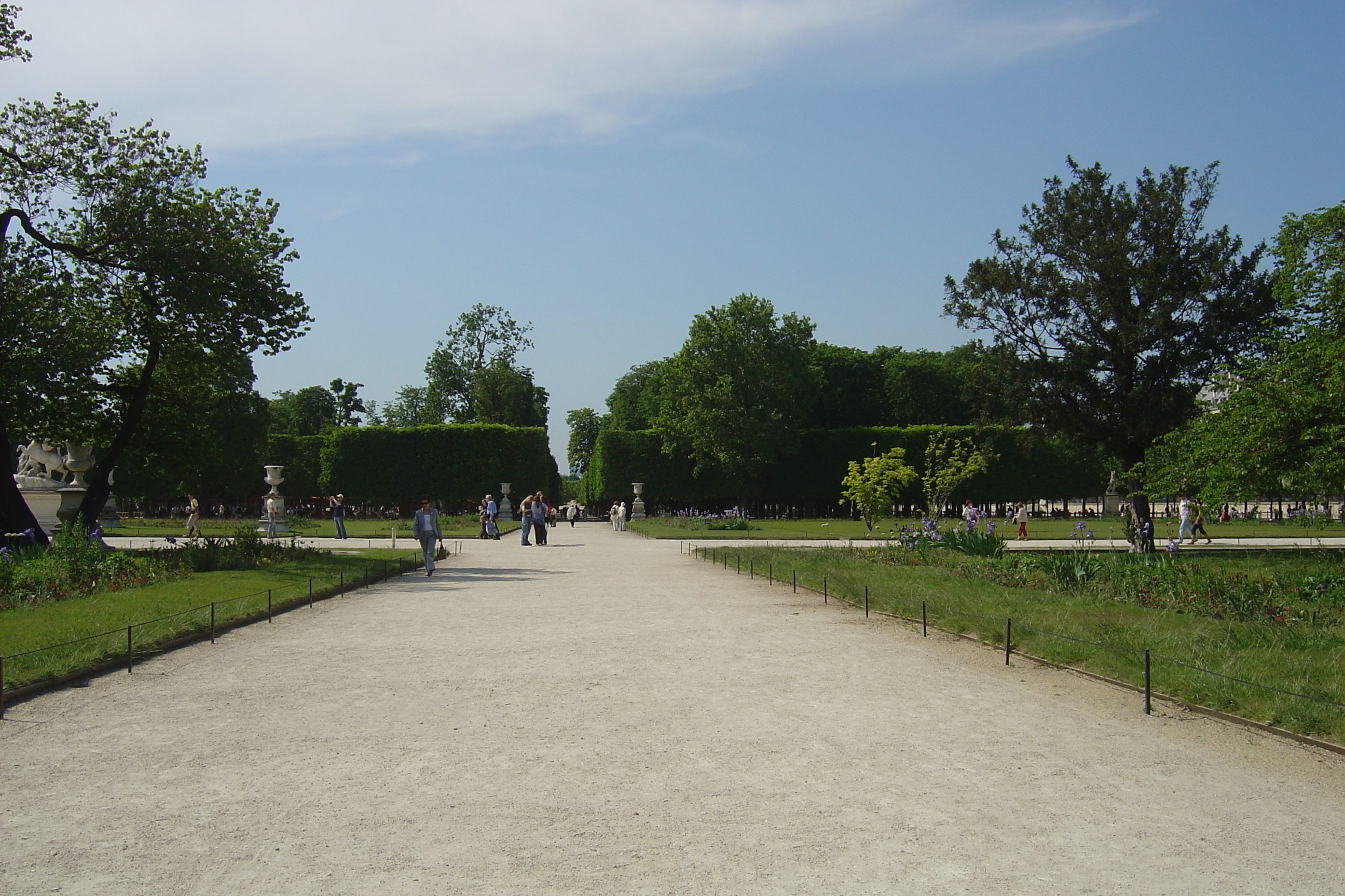 Picture France Paris Garden of Tuileries 2007-05 74 - Journey Garden of Tuileries