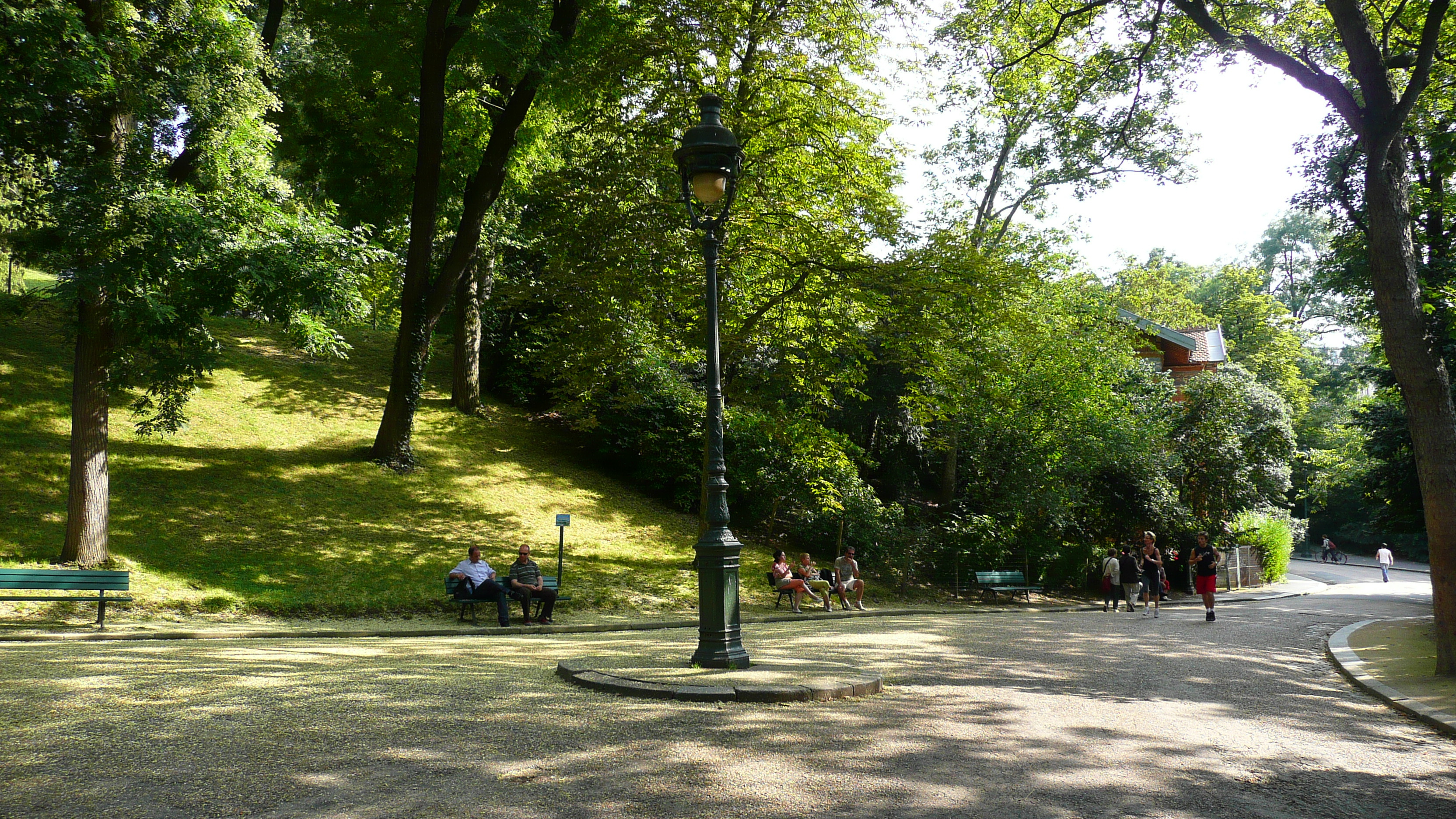 Picture France Paris Parc des Butes Chaumont 2007-08 59 - Around Parc des Butes Chaumont