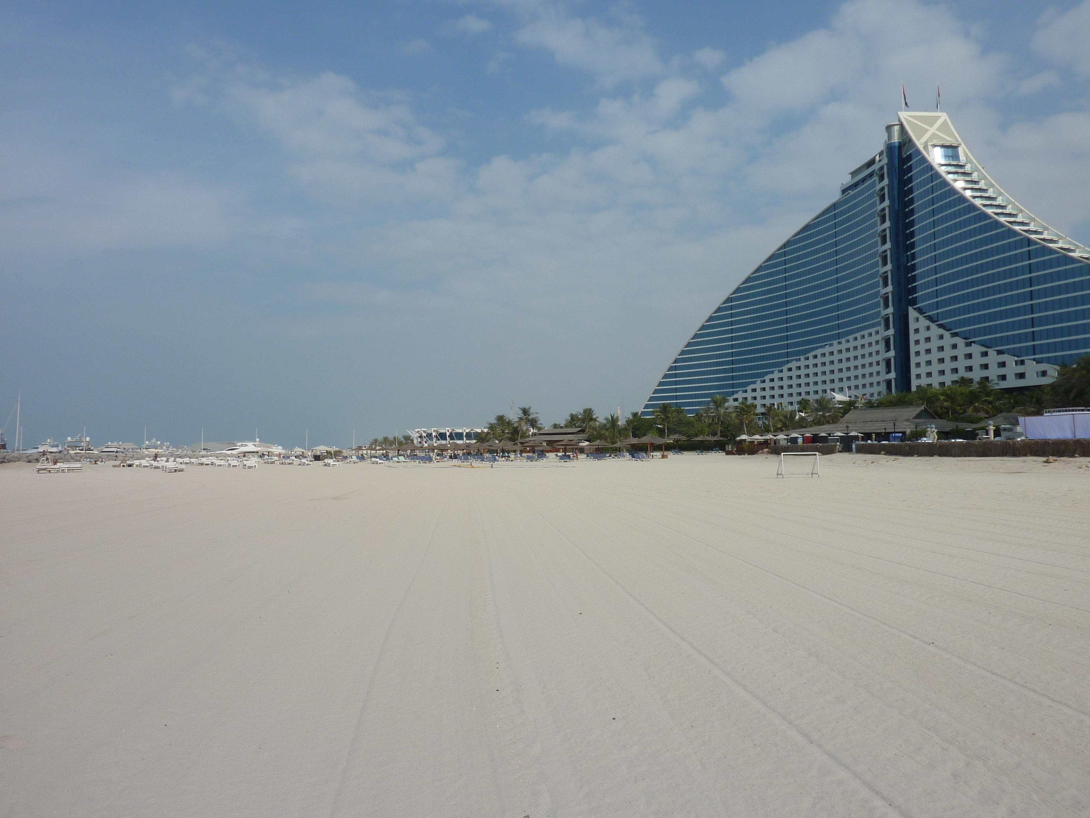 Picture United Arab Emirates Dubai Jumeirah Beach Hotel 2009-12 35 - Discovery Jumeirah Beach Hotel