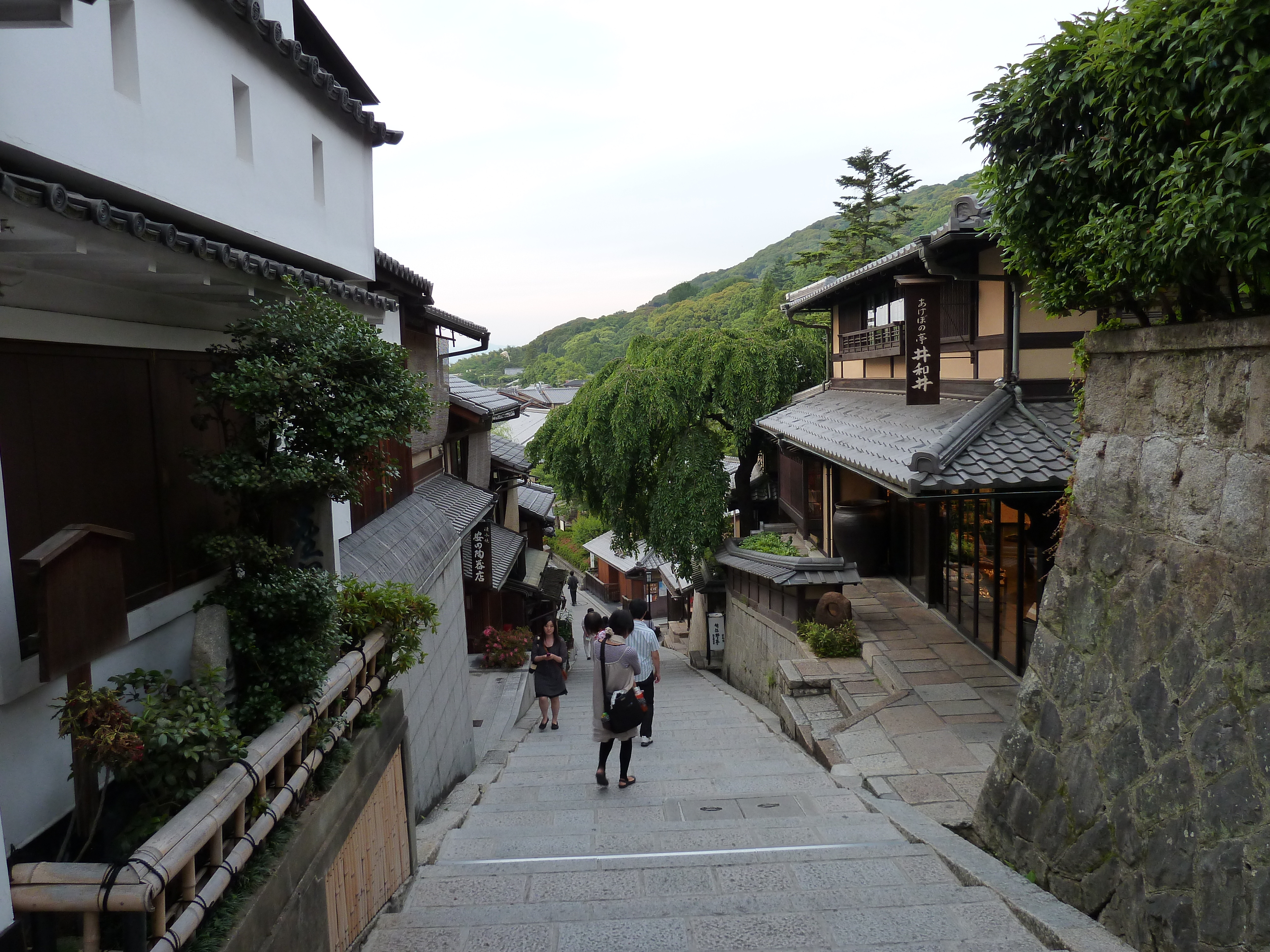 Picture Japan Kyoto Sannenzaka 2010-06 26 - Journey Sannenzaka