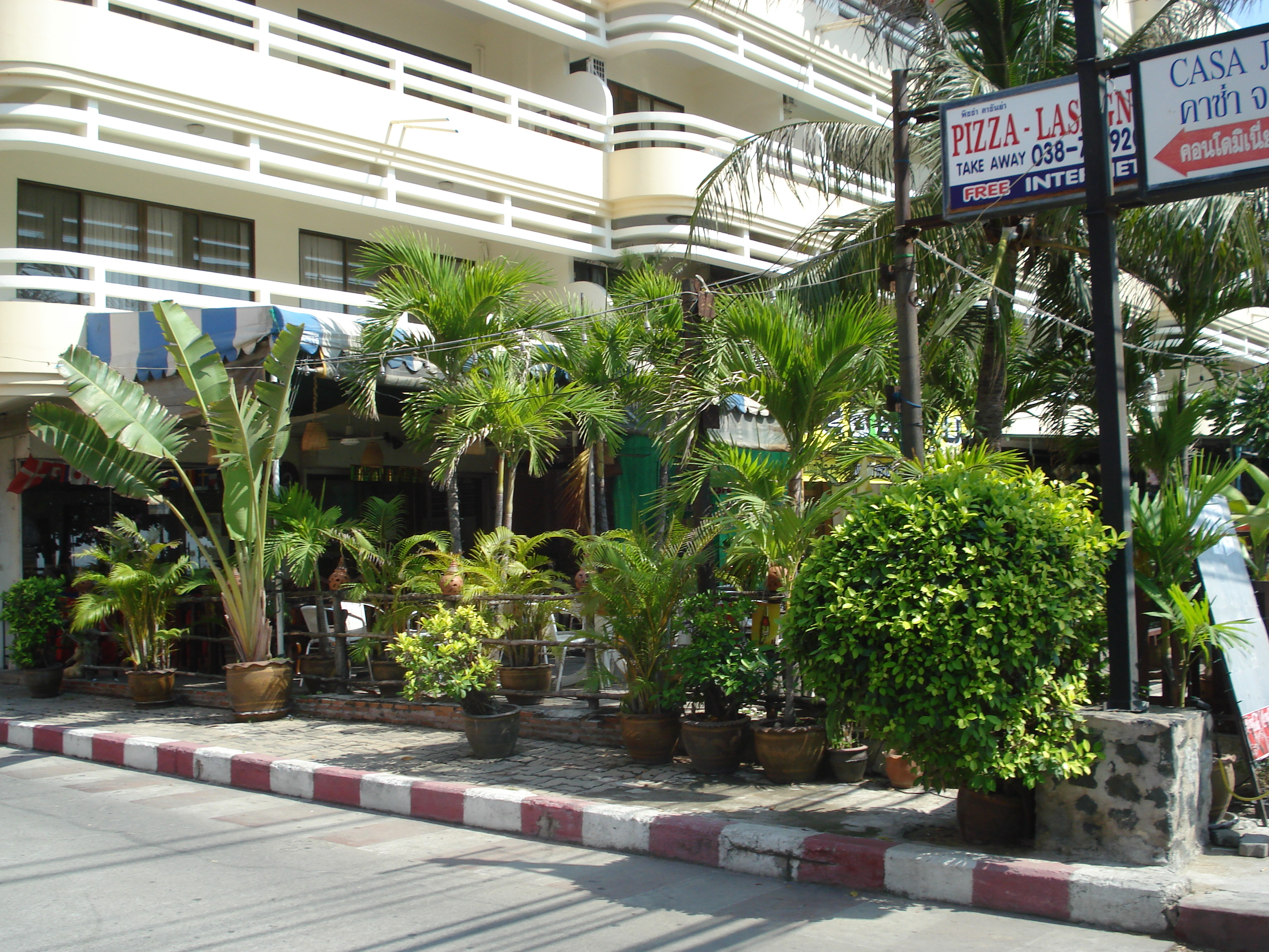 Picture Thailand Jomtien Jomtien Seashore 2008-01 81 - Discovery Jomtien Seashore