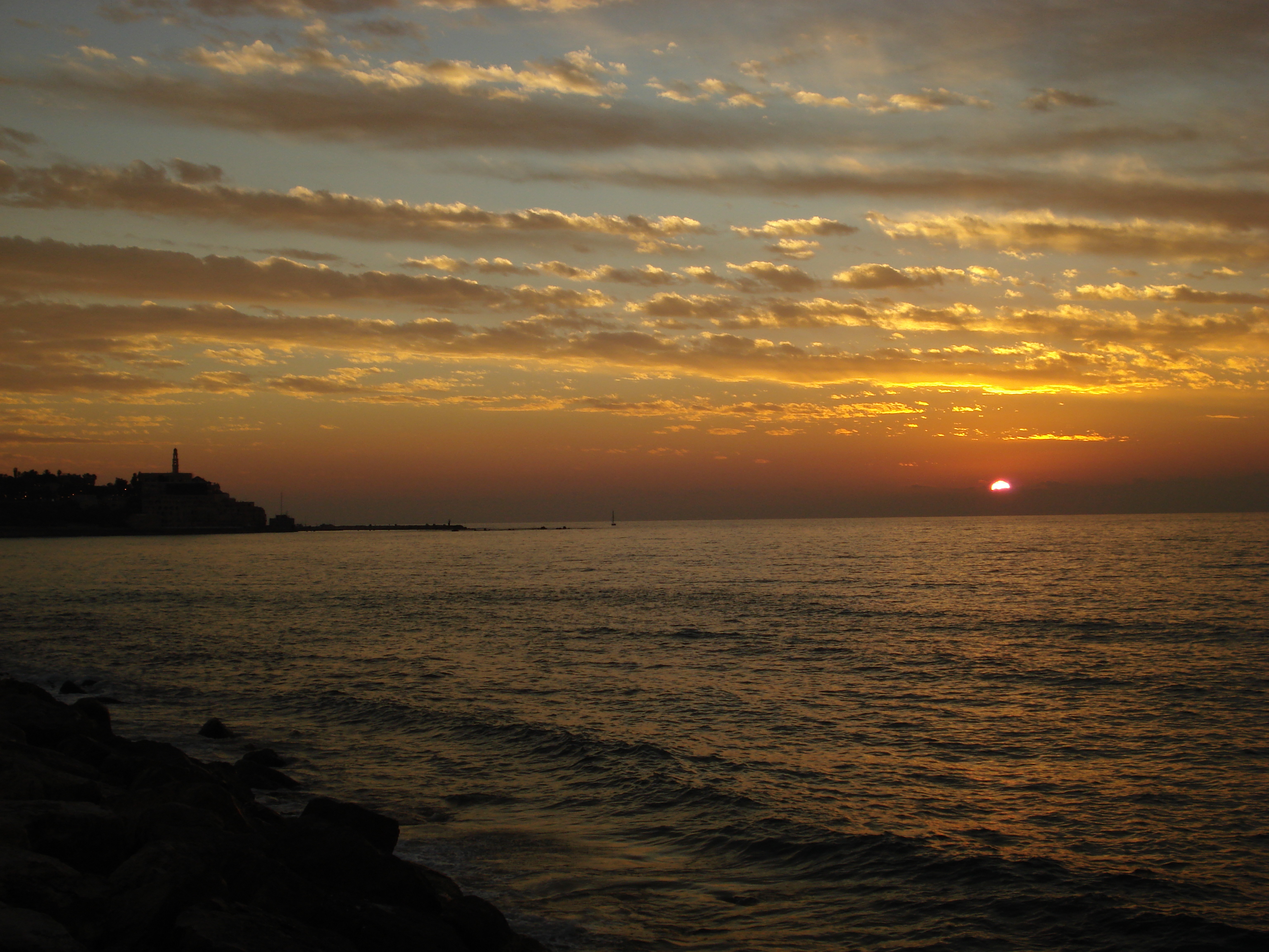 Picture Israel Tel Aviv Tel Aviv Sea Shore 2006-12 33 - Center Tel Aviv Sea Shore