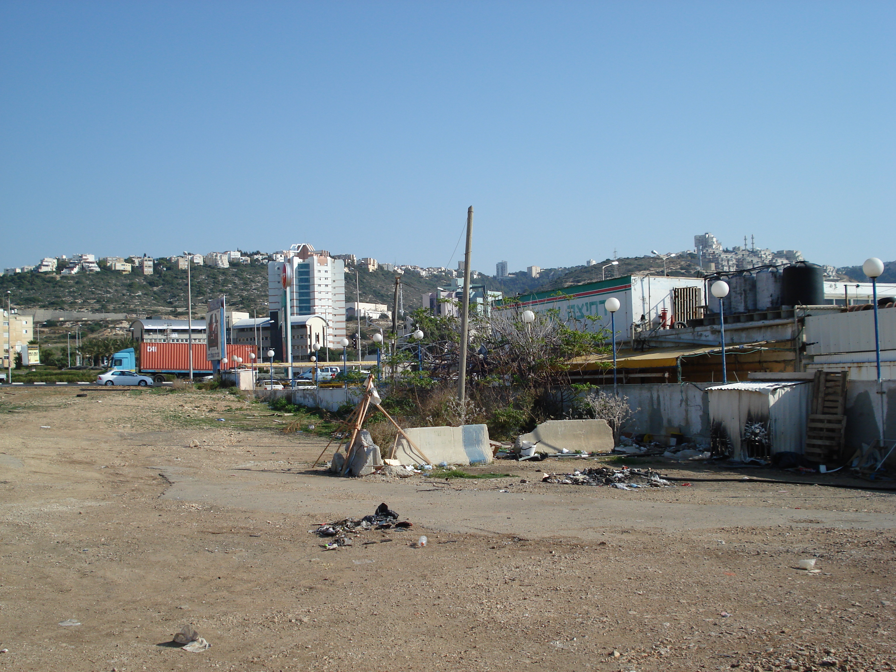 Picture Israel Haifa Carmel 2006-12 50 - Center Carmel