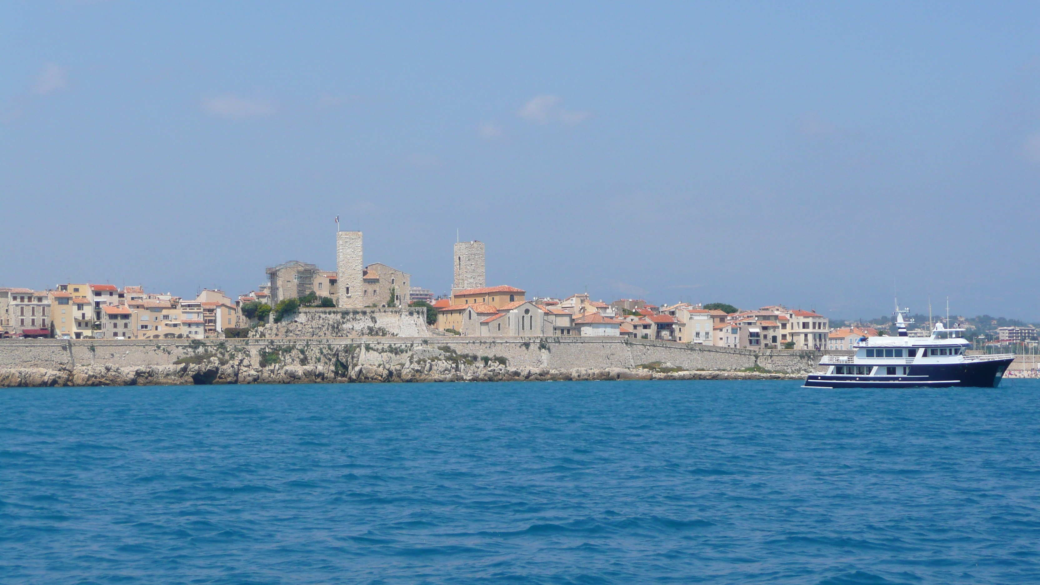 Picture France Antibes 2007-07 3 - Center Antibes