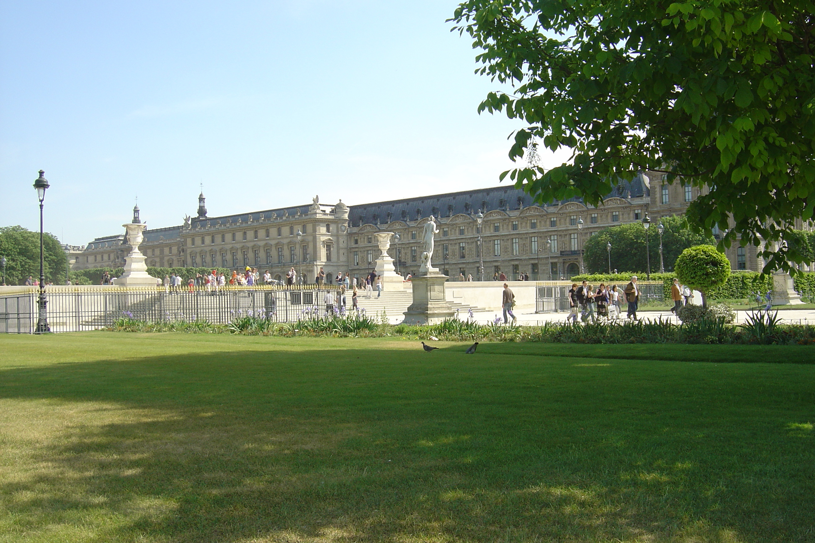 Picture France Paris Garden of Tuileries 2007-05 253 - History Garden of Tuileries