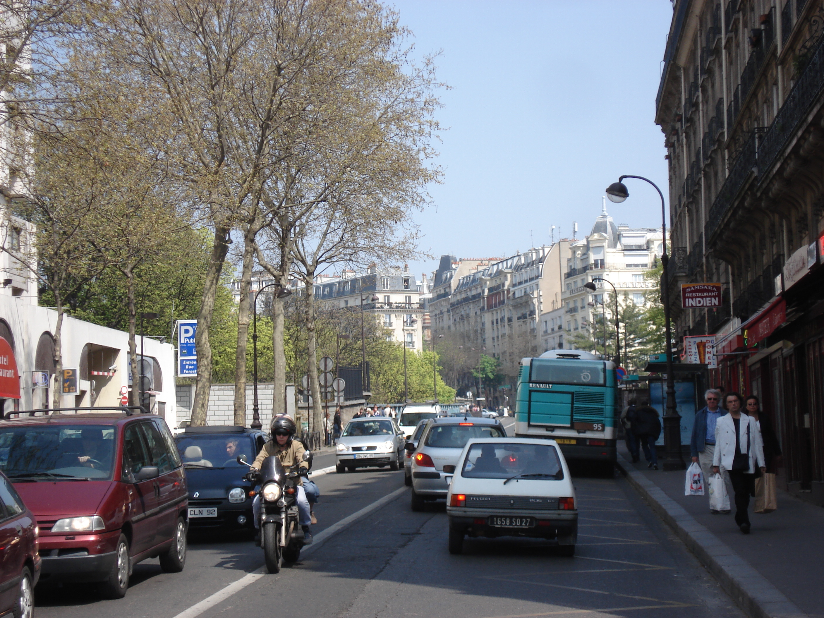 Picture France Paris 9th Arrondissement 2006-04 17 - Around 9th Arrondissement