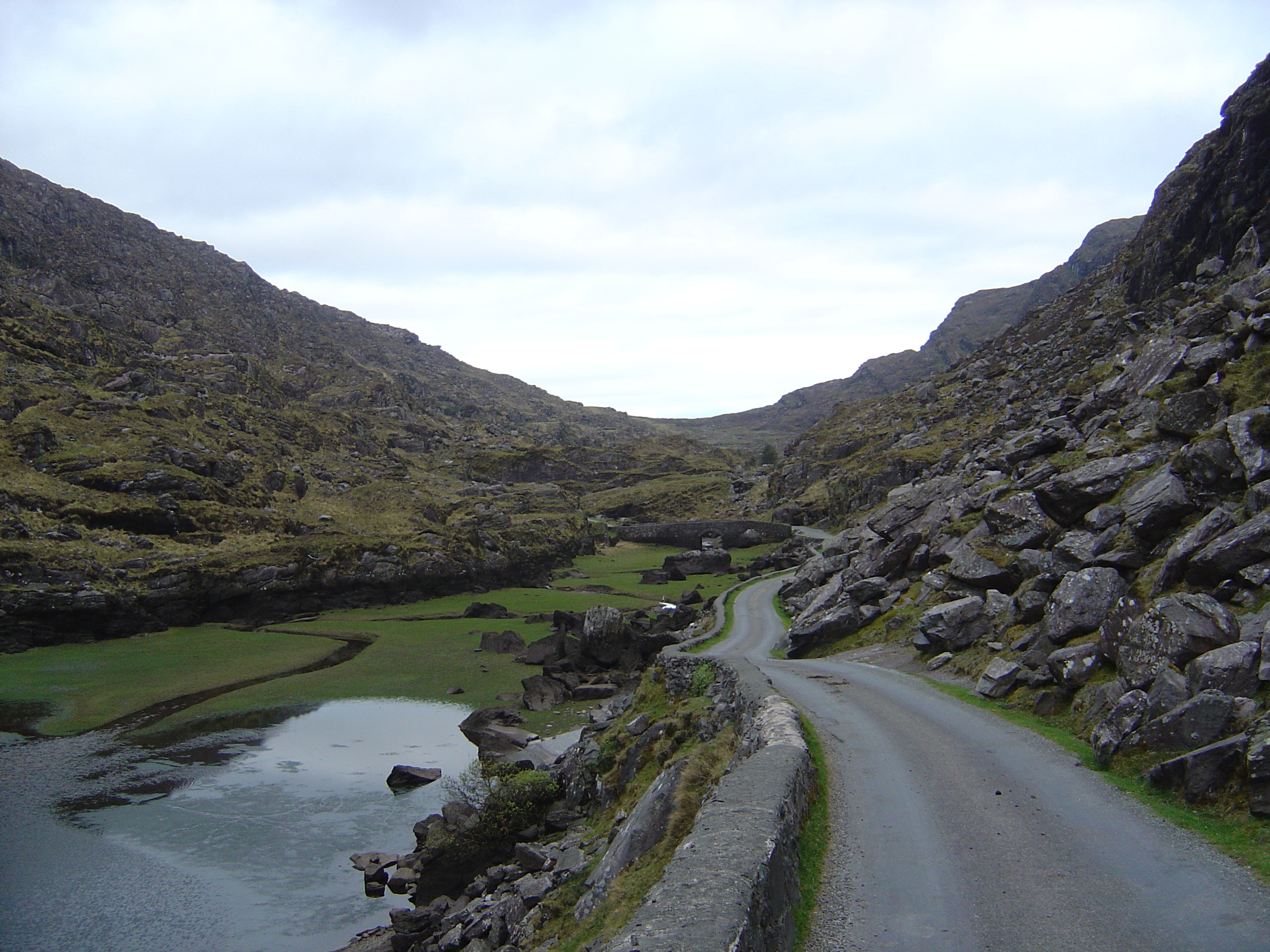 Picture Ireland Kerry Gap of Dunloe 2004-05 11 - Tour Gap of Dunloe