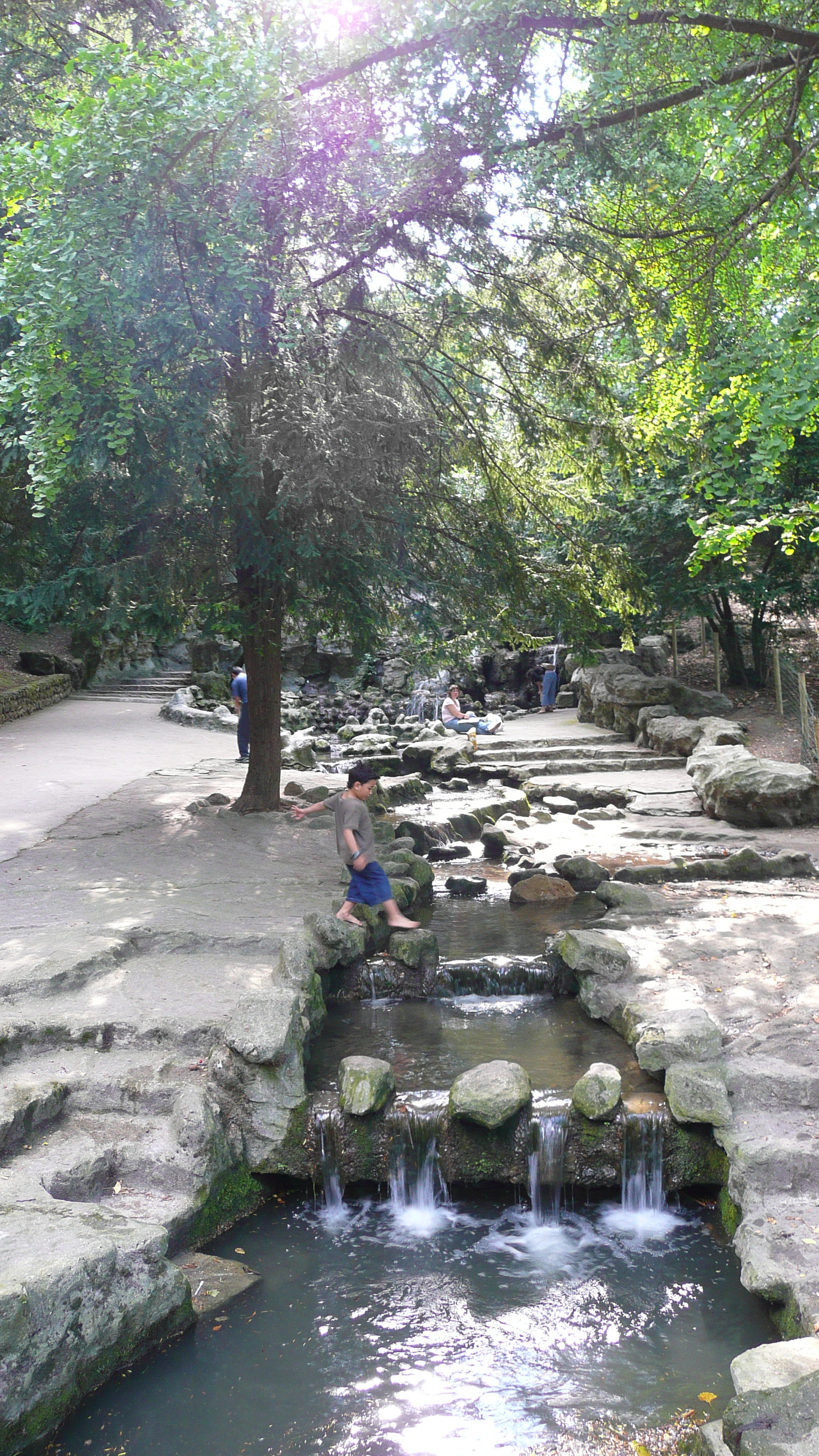 Picture France Paris Parc des Butes Chaumont 2007-08 94 - Journey Parc des Butes Chaumont