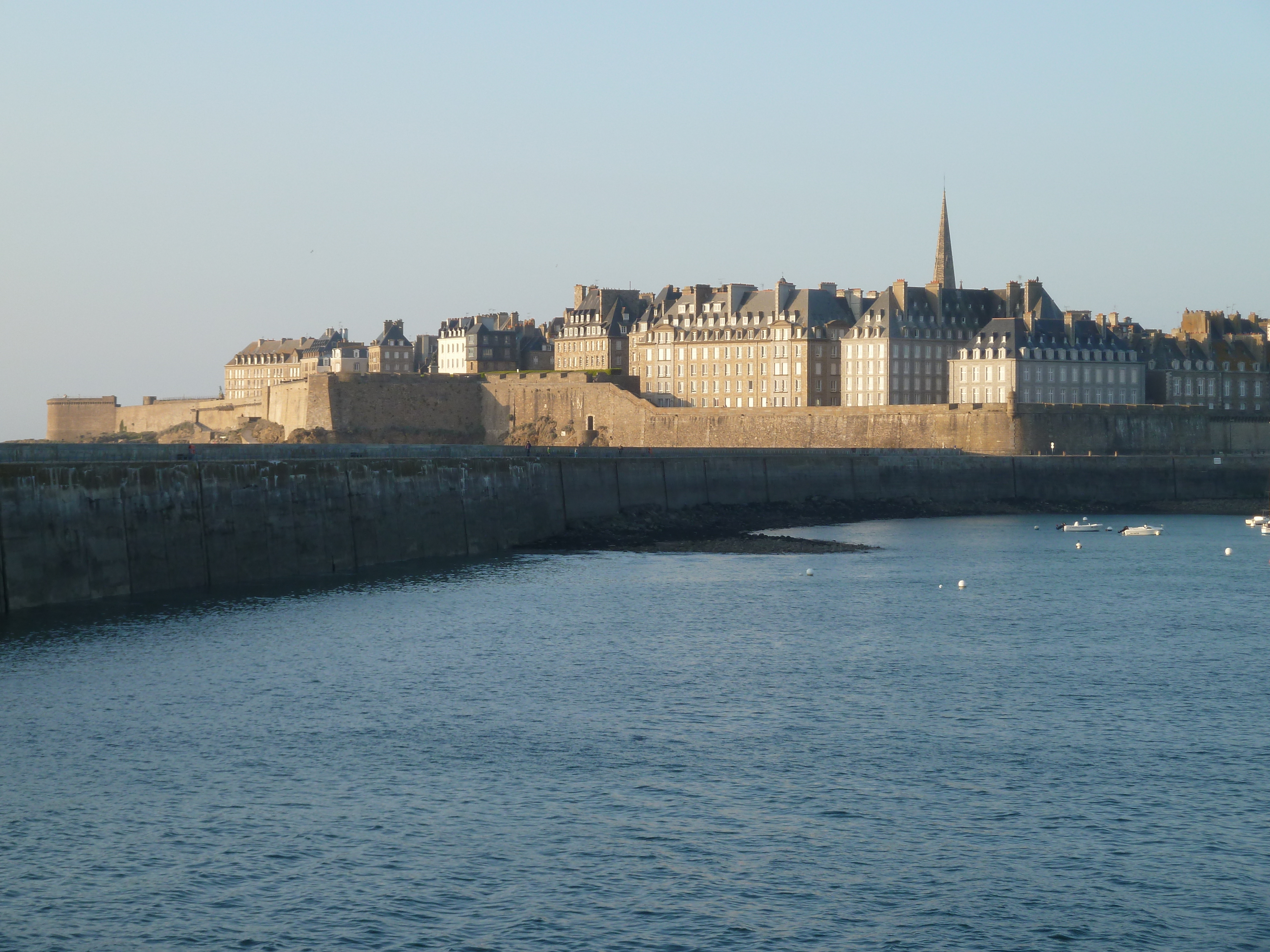 Picture France St Malo 2010-04 138 - Tours St Malo