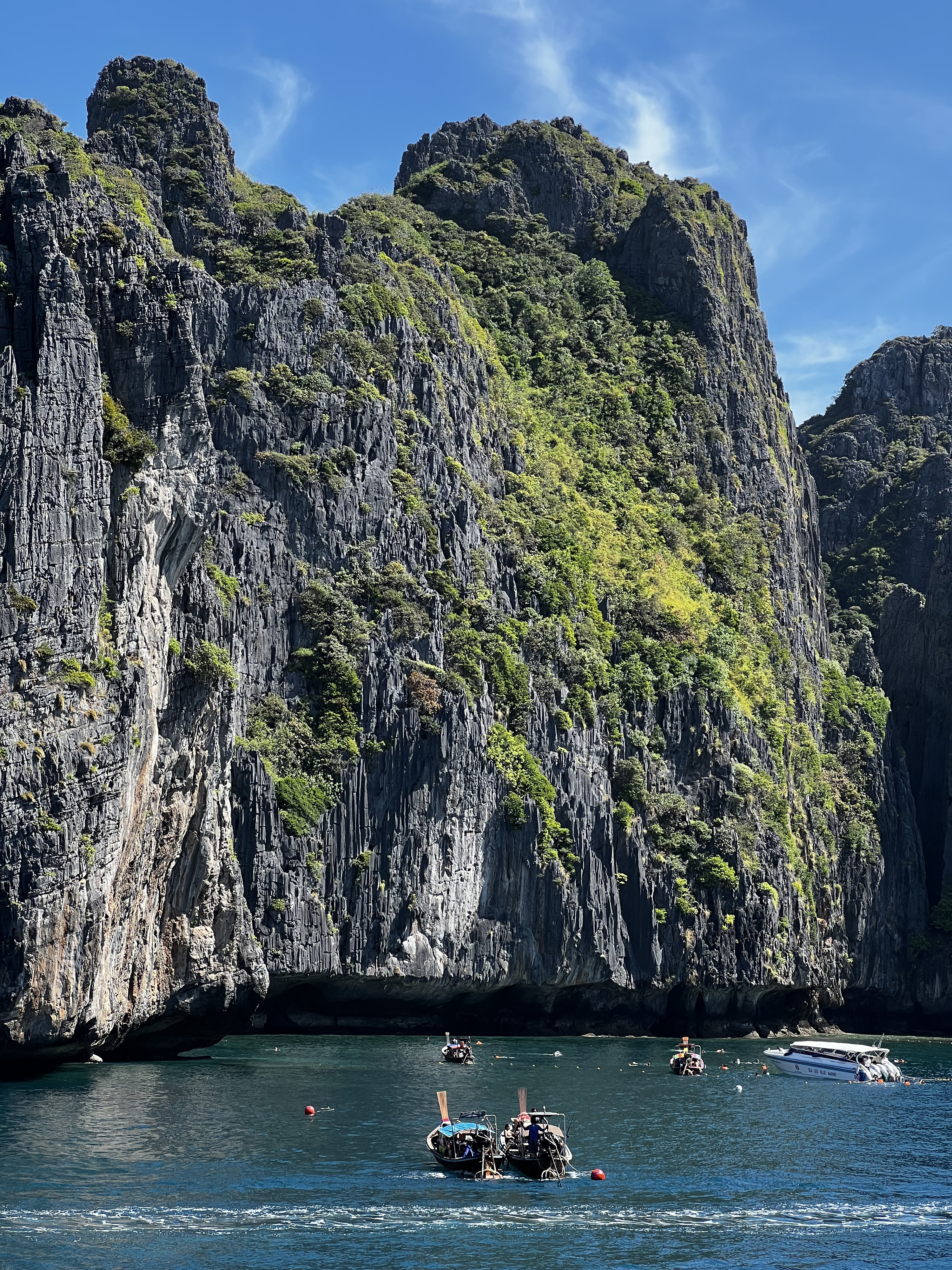 Picture Thailand Phuket to Ko Phi Phi Ferry 2021-12 11 - Discovery Phuket to Ko Phi Phi Ferry