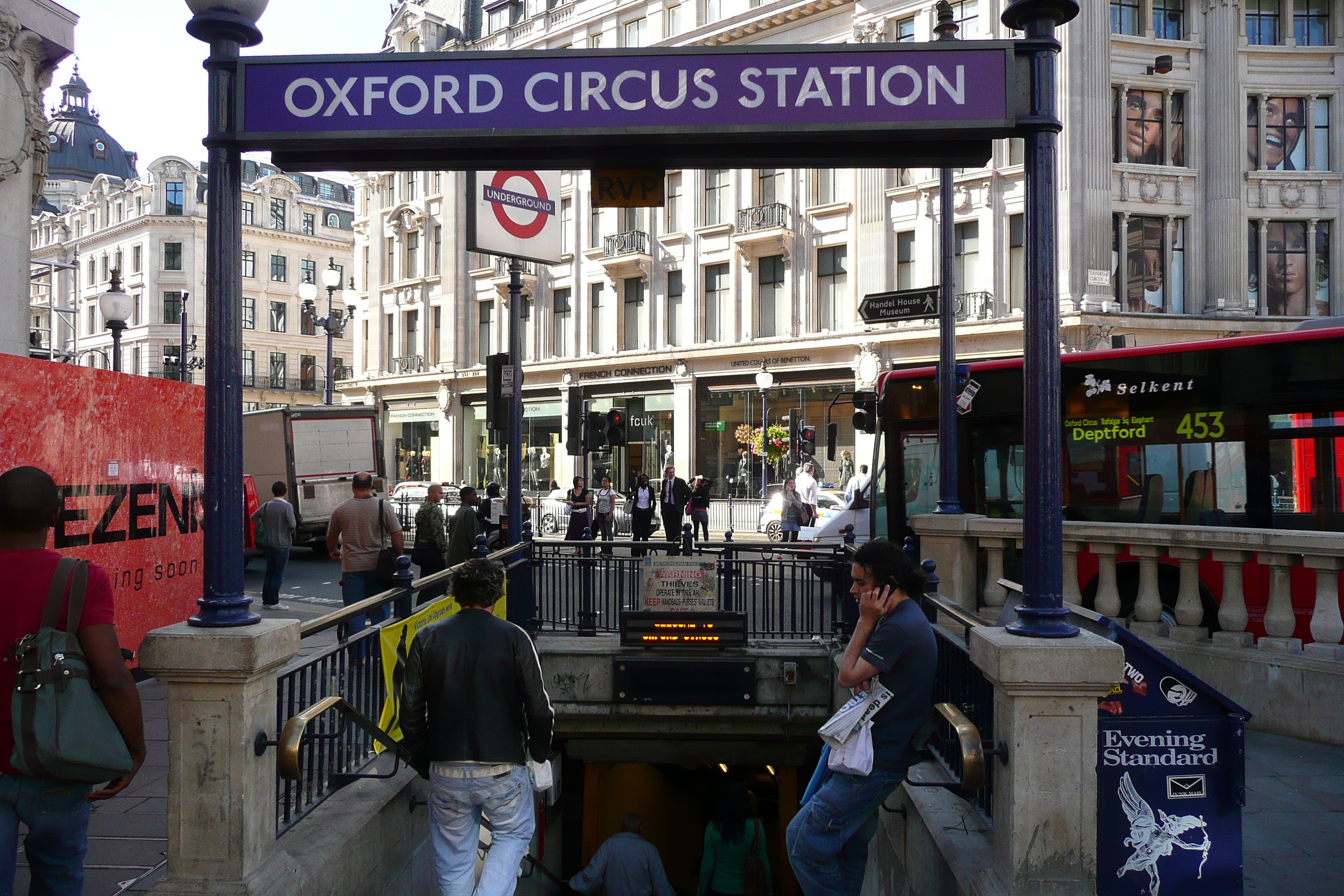 Picture United Kingdom London Oxford Street 2007-09 199 - Discovery Oxford Street