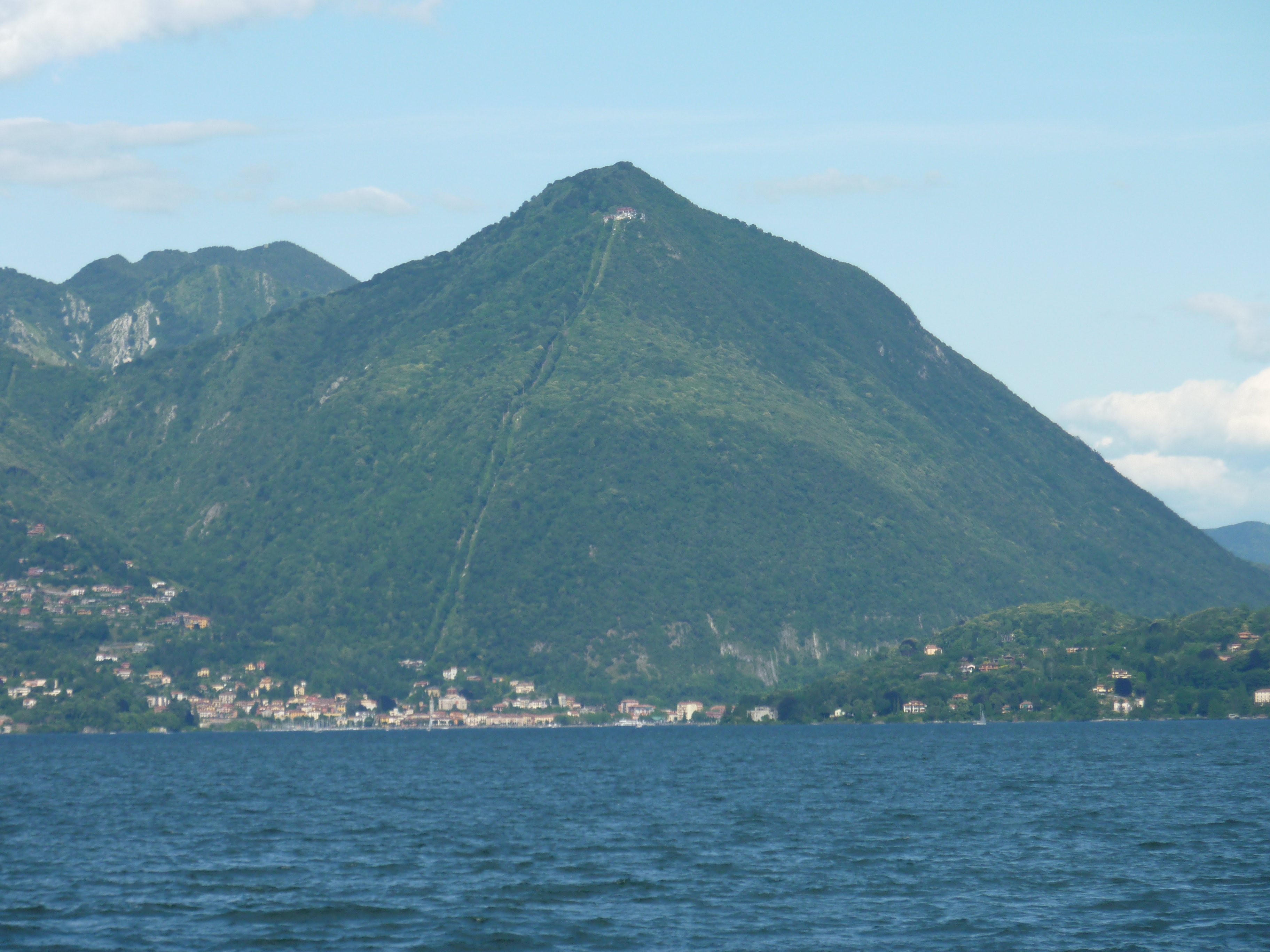 Picture Italy Isola Pescatori 2009-06 43 - Center Isola Pescatori