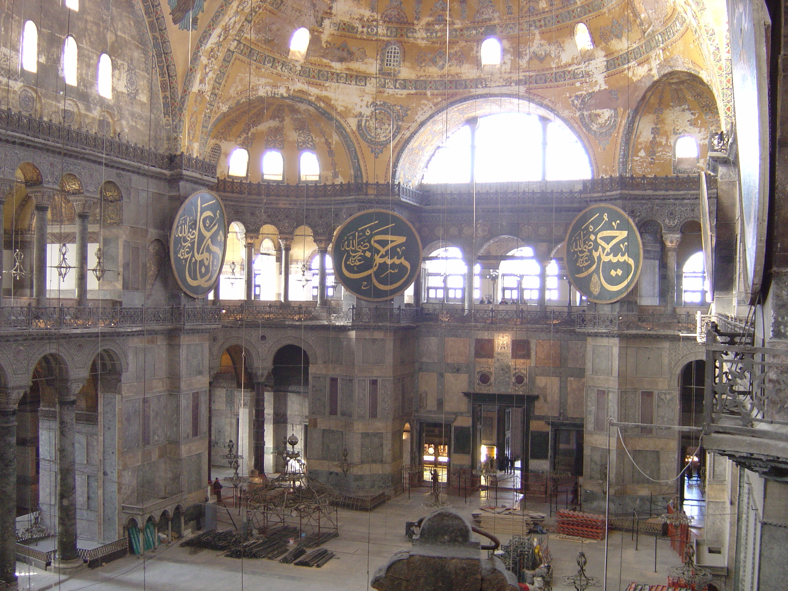 Picture Turkey Istanbul Ayasofya 2004-12 17 - Discovery Ayasofya