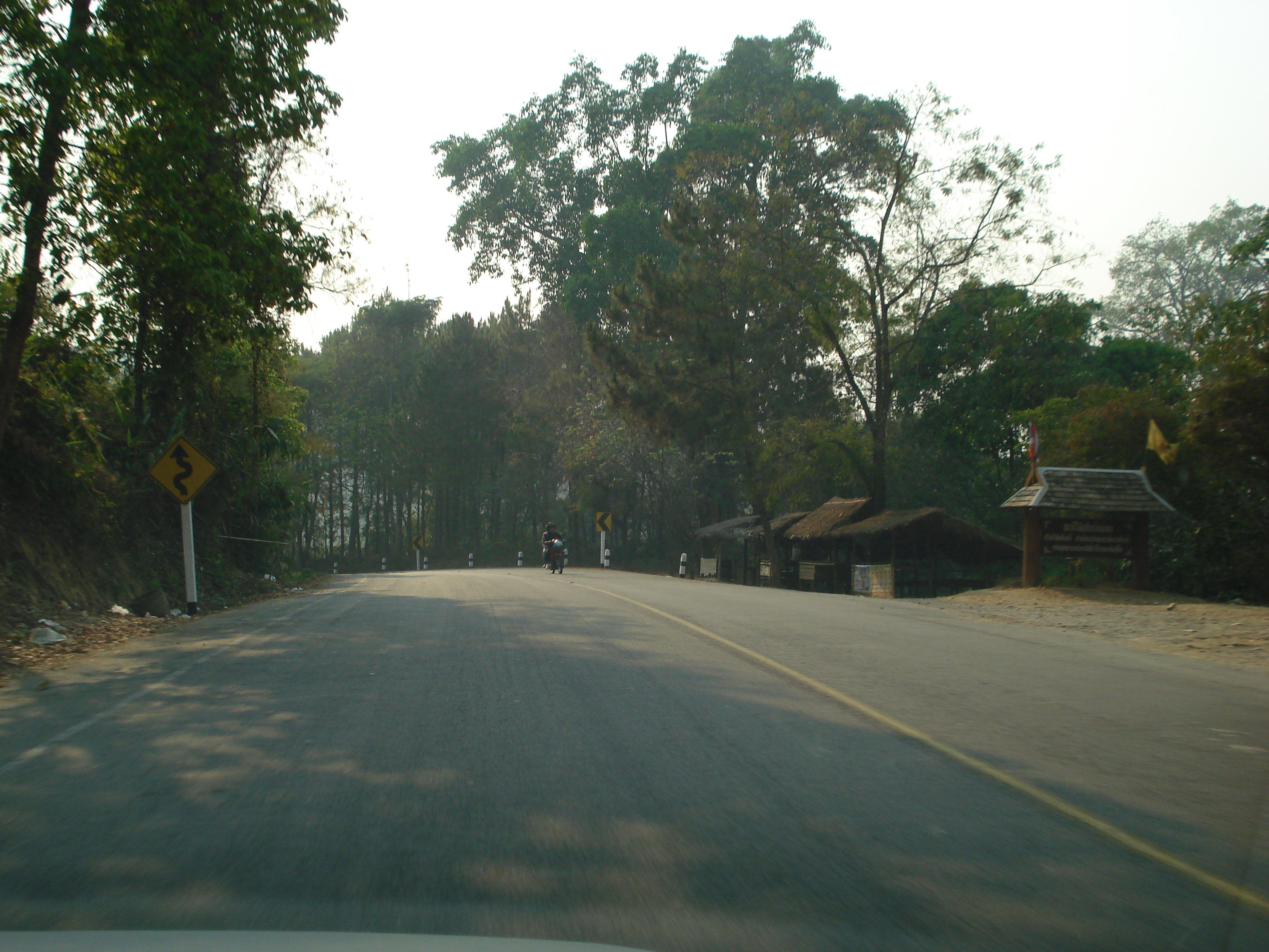 Picture Thailand Chiang Mai to Pai road 2007-02 17 - History Chiang Mai to Pai road