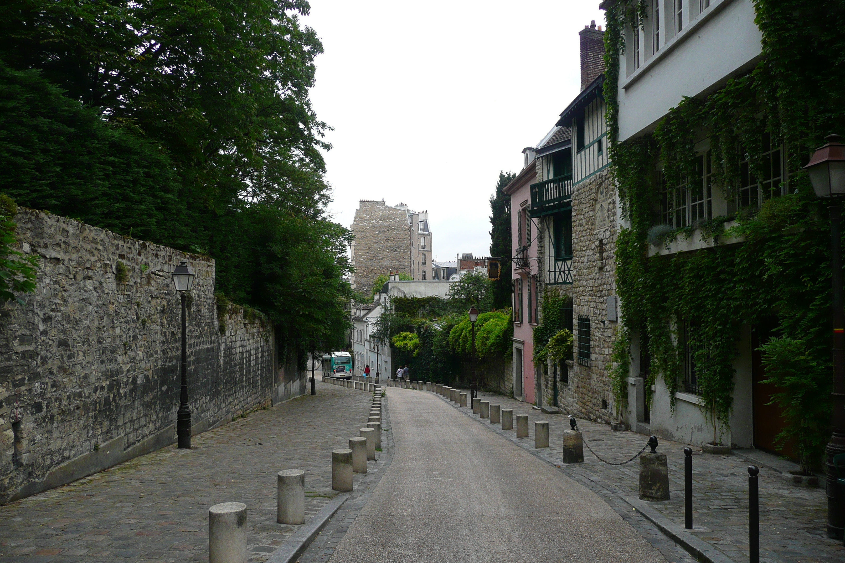 Picture France Paris Montmartre 2007-06 19 - Center Montmartre