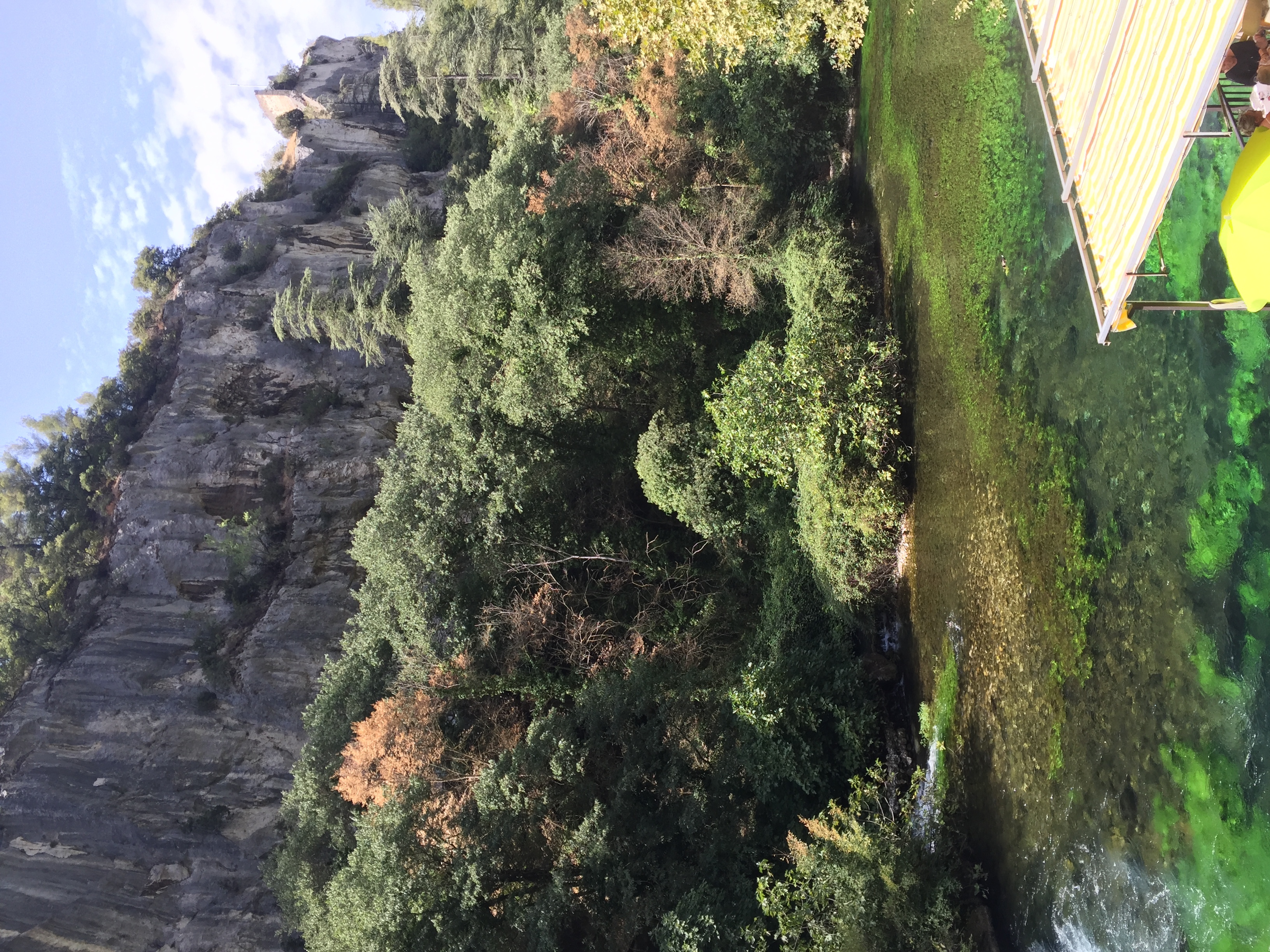 Picture France Fontaine-de-Vaucluse 2017-08 31 - Tours Fontaine-de-Vaucluse