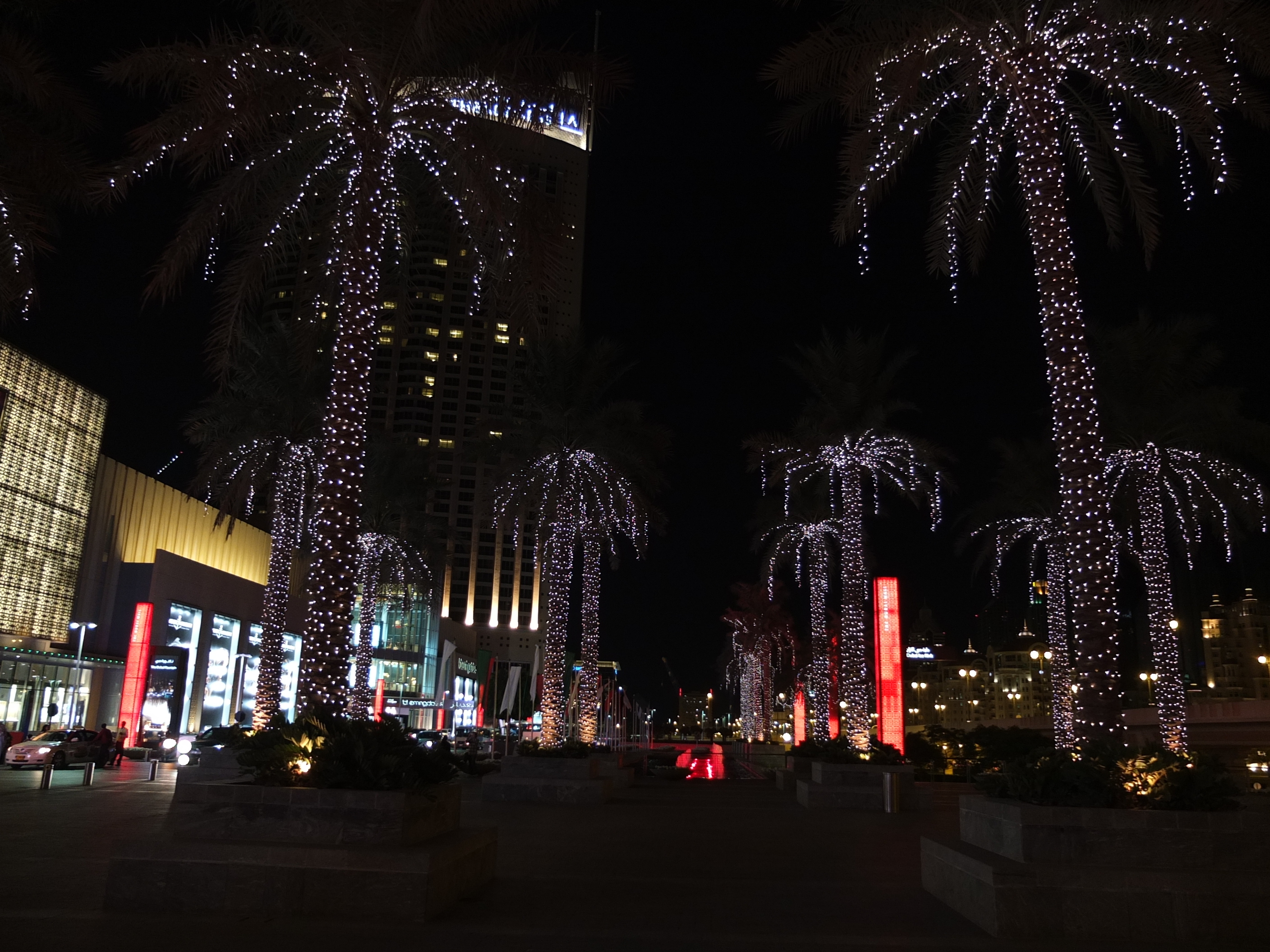 Picture United Arab Emirates Dubai The Dubai Mall 2011-12 38 - History The Dubai Mall