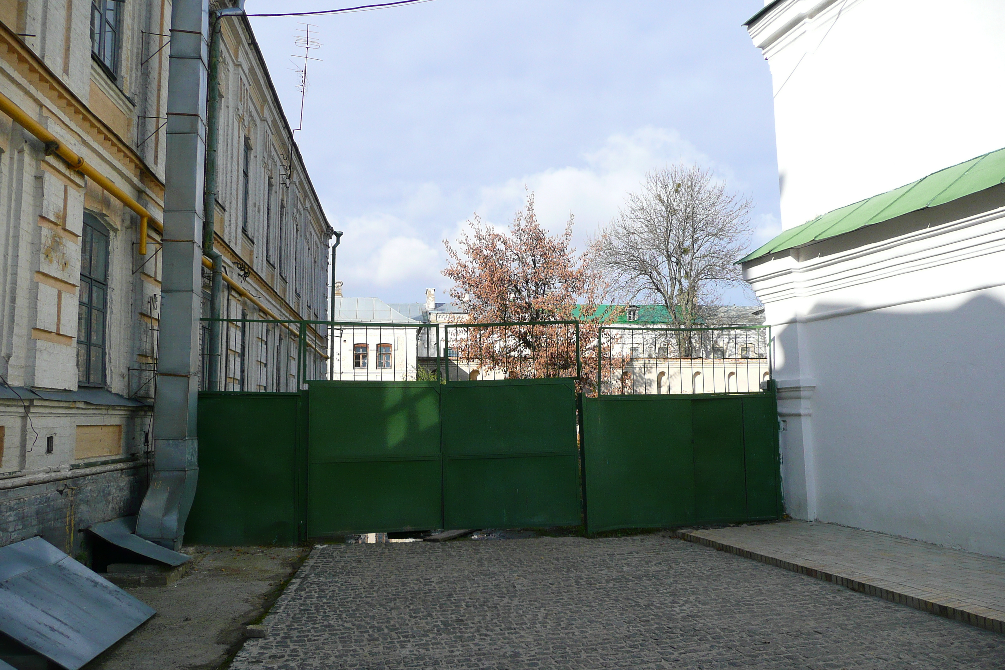 Picture Ukraine Kiev Pechersk Lavra 2007-11 72 - Discovery Pechersk Lavra